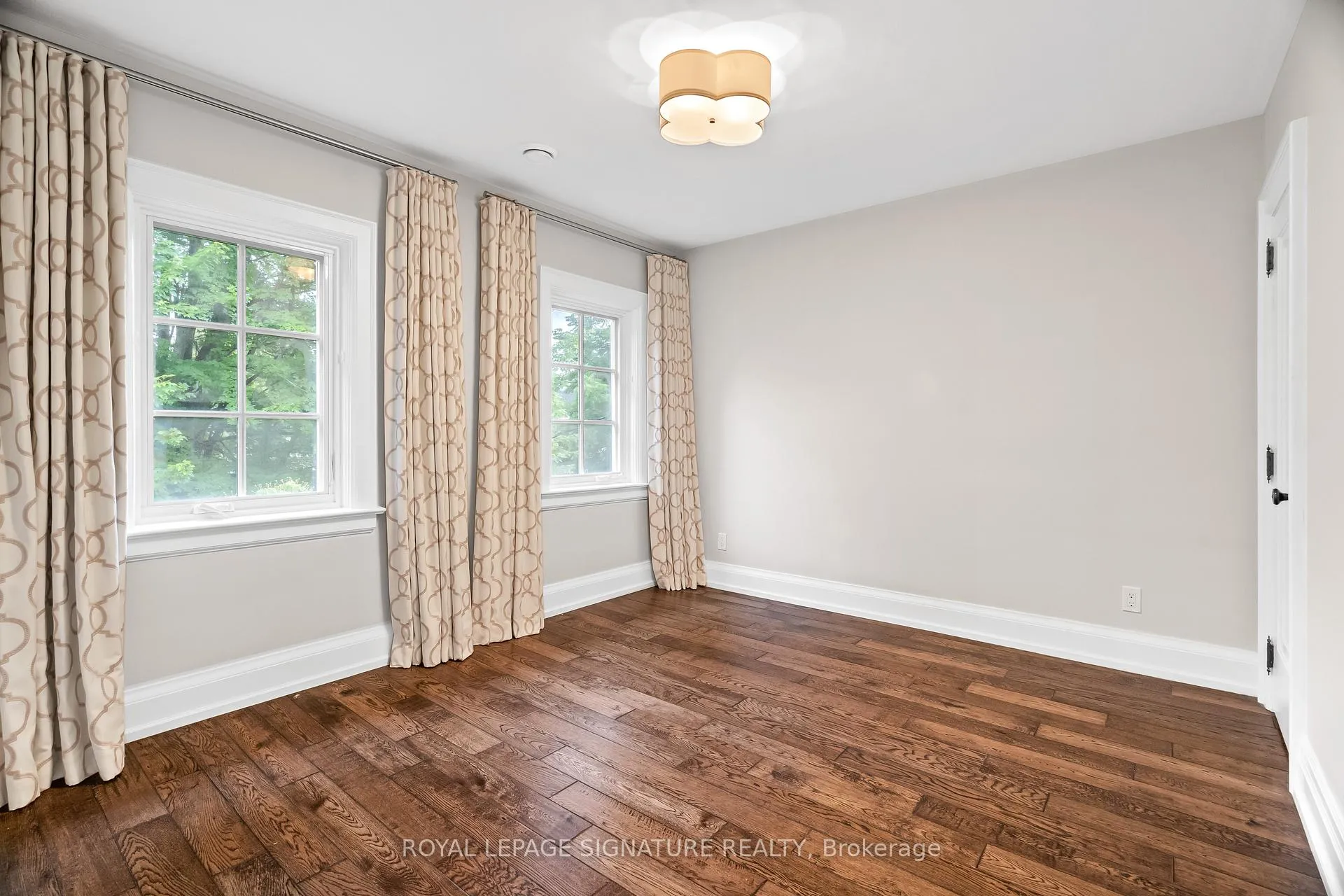 Photo 15 of 26 Buckingham Avenue, Toronto, Lawrence Park South — HOMEH