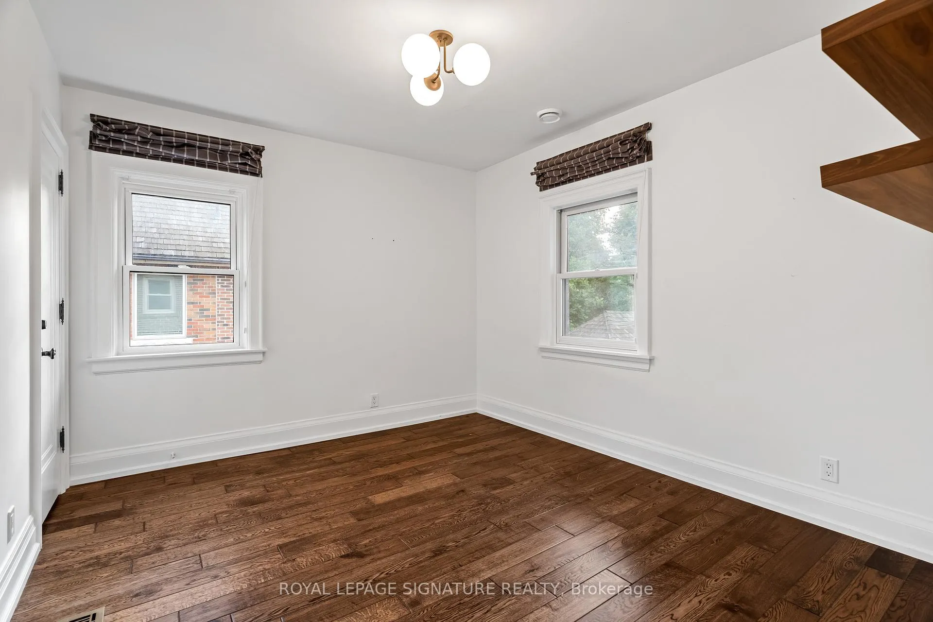 Photo 16 of 26 Buckingham Avenue, Toronto, Lawrence Park South — HOMEH
