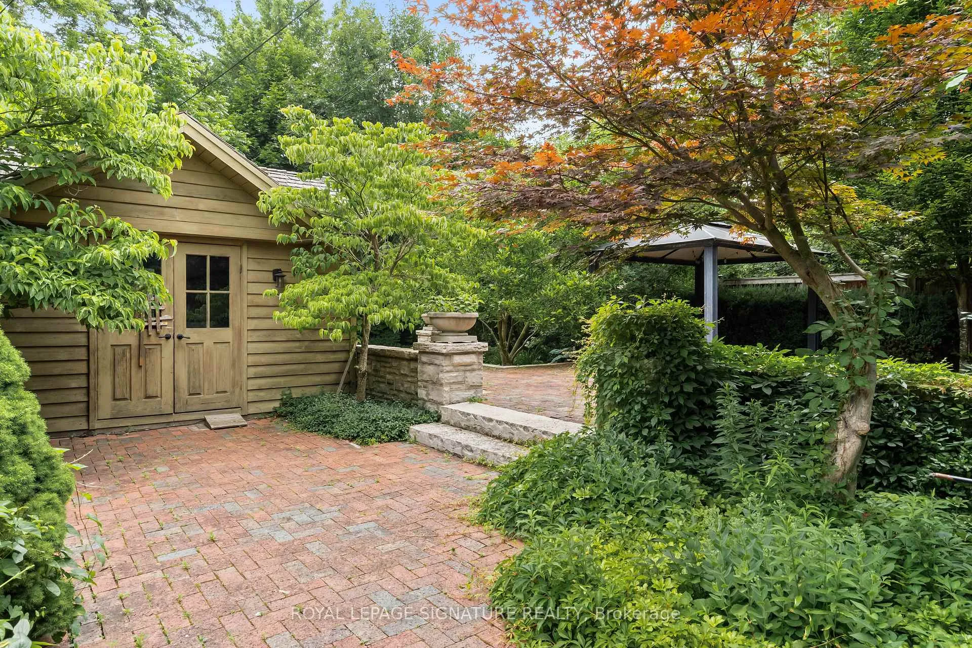 Photo 23 of 26 Buckingham Avenue, Toronto, Lawrence Park South — HOMEH