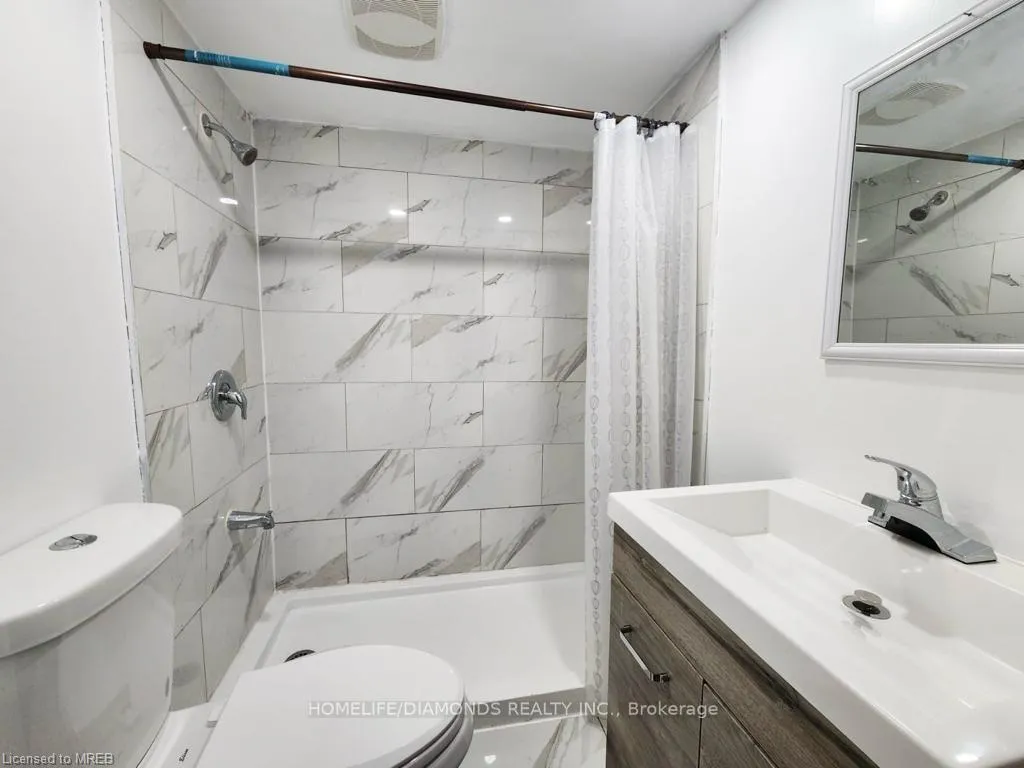 Photo 9 of 28 Marmac Drive, St. Catharines, Burleigh Hill — HOMEH