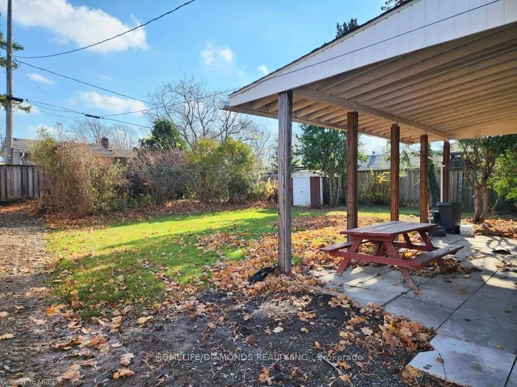 Photo 16 of 28 Marmac Drive, St. Catharines, Burleigh Hill — HOMEH