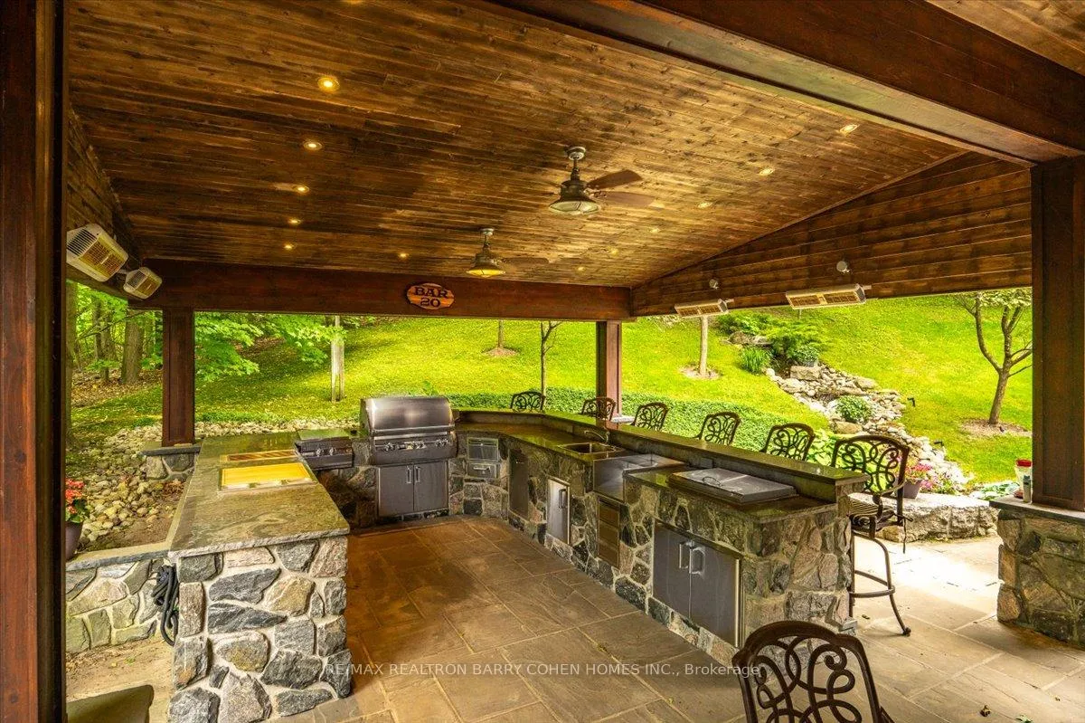 Photo 8 of 20 Woodsend Crescent, Aurora, Aurora Estates — HOMEH