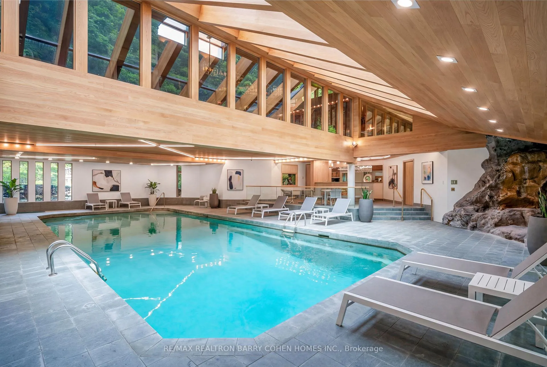Photo 42 of 20 Woodsend Crescent, Aurora, Aurora Estates — HOMEH