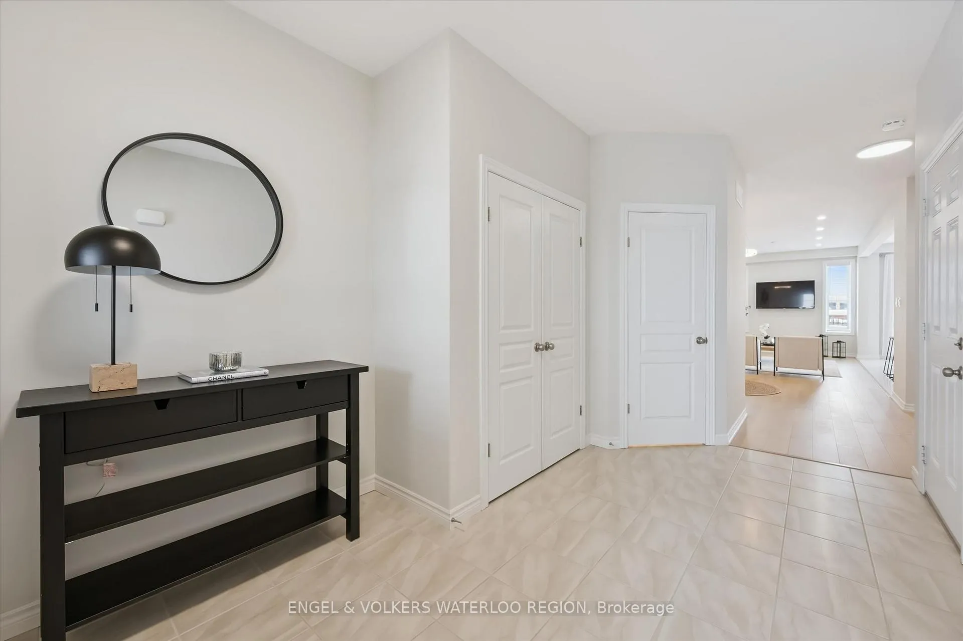 Photo 6 of 108 Steeplechase Way, Waterloo — HOMEH
