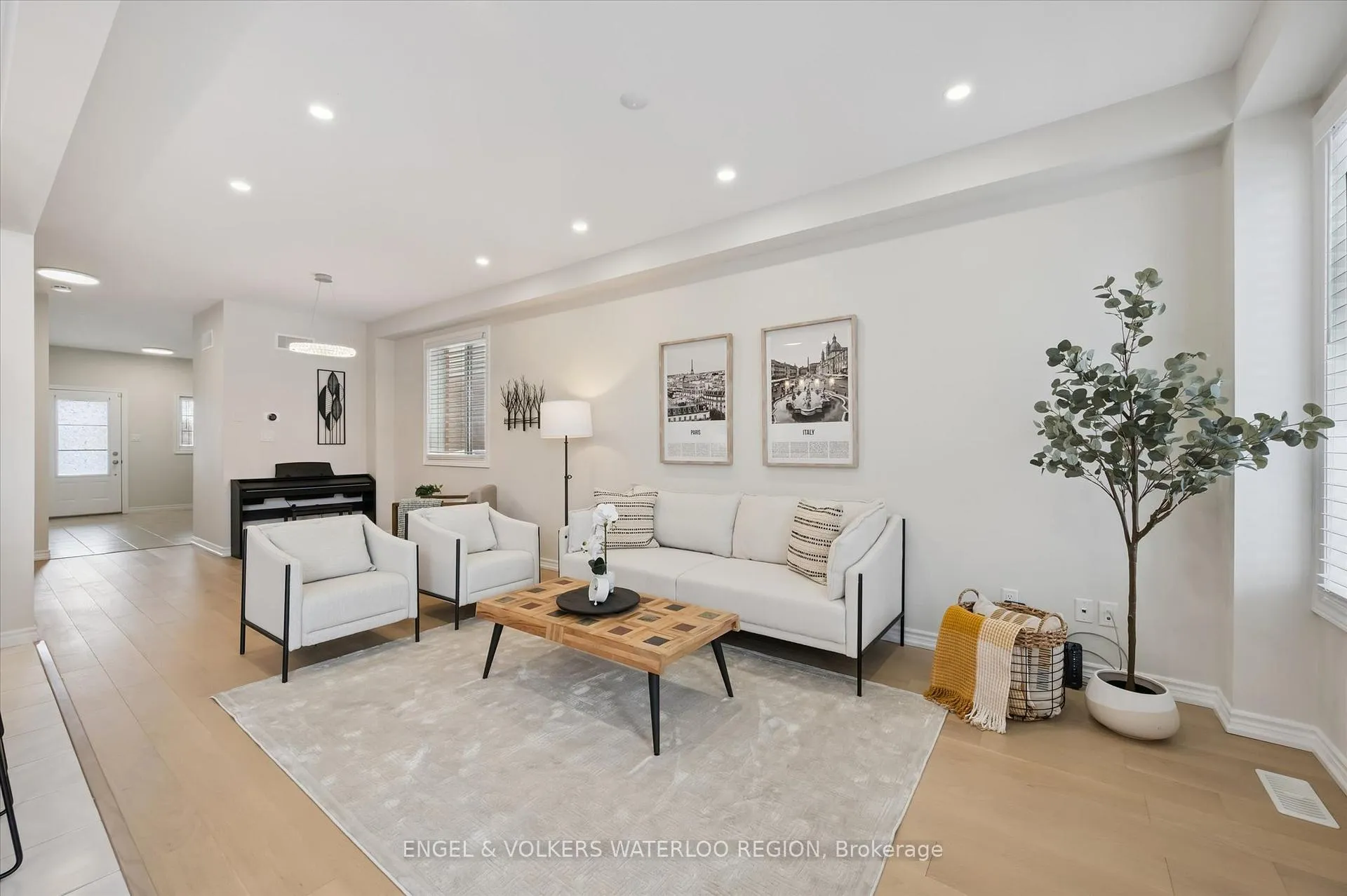 Photo 10 of 108 Steeplechase Way, Waterloo — HOMEH