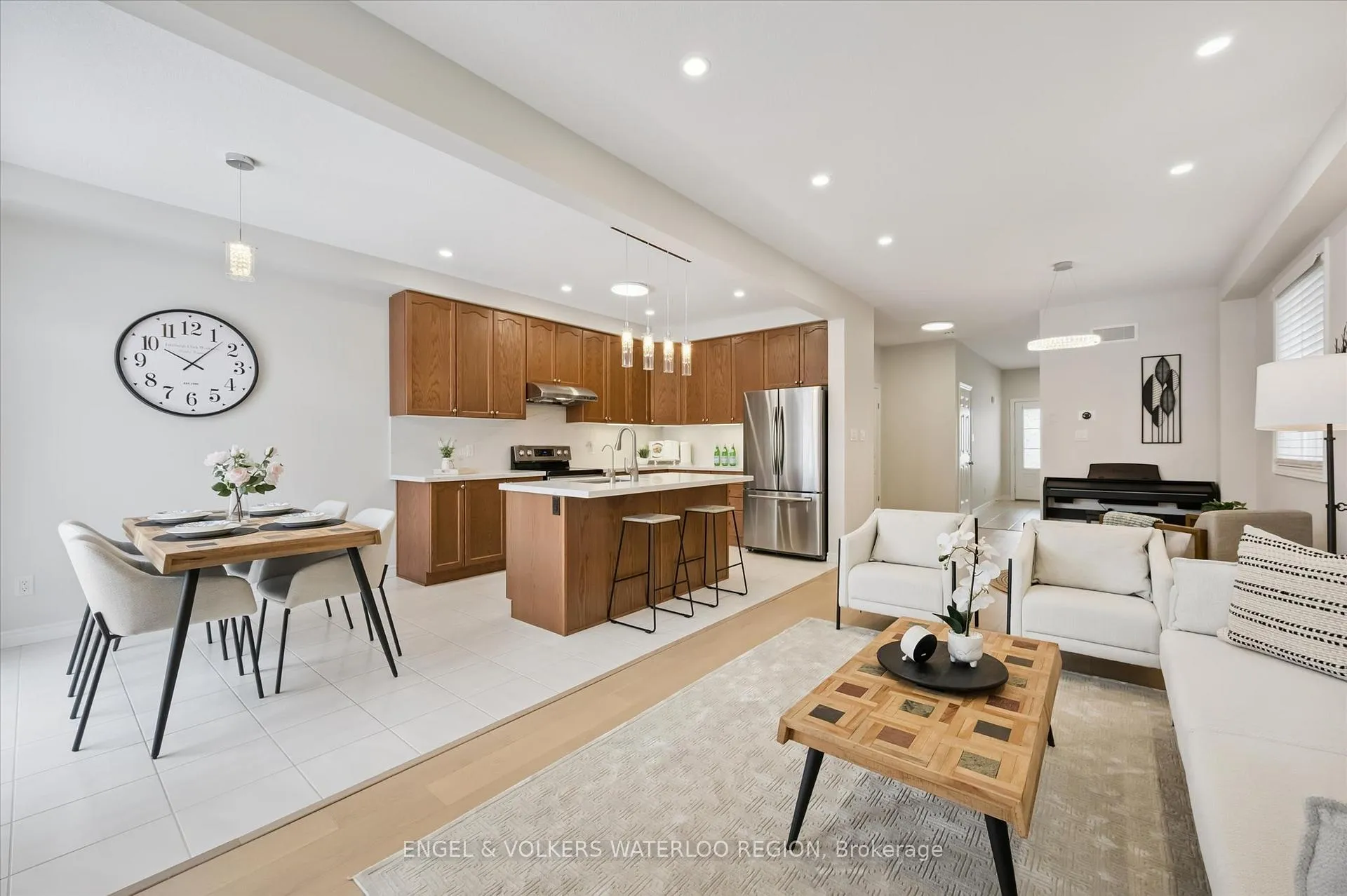 Photo 11 of 108 Steeplechase Way, Waterloo — HOMEH