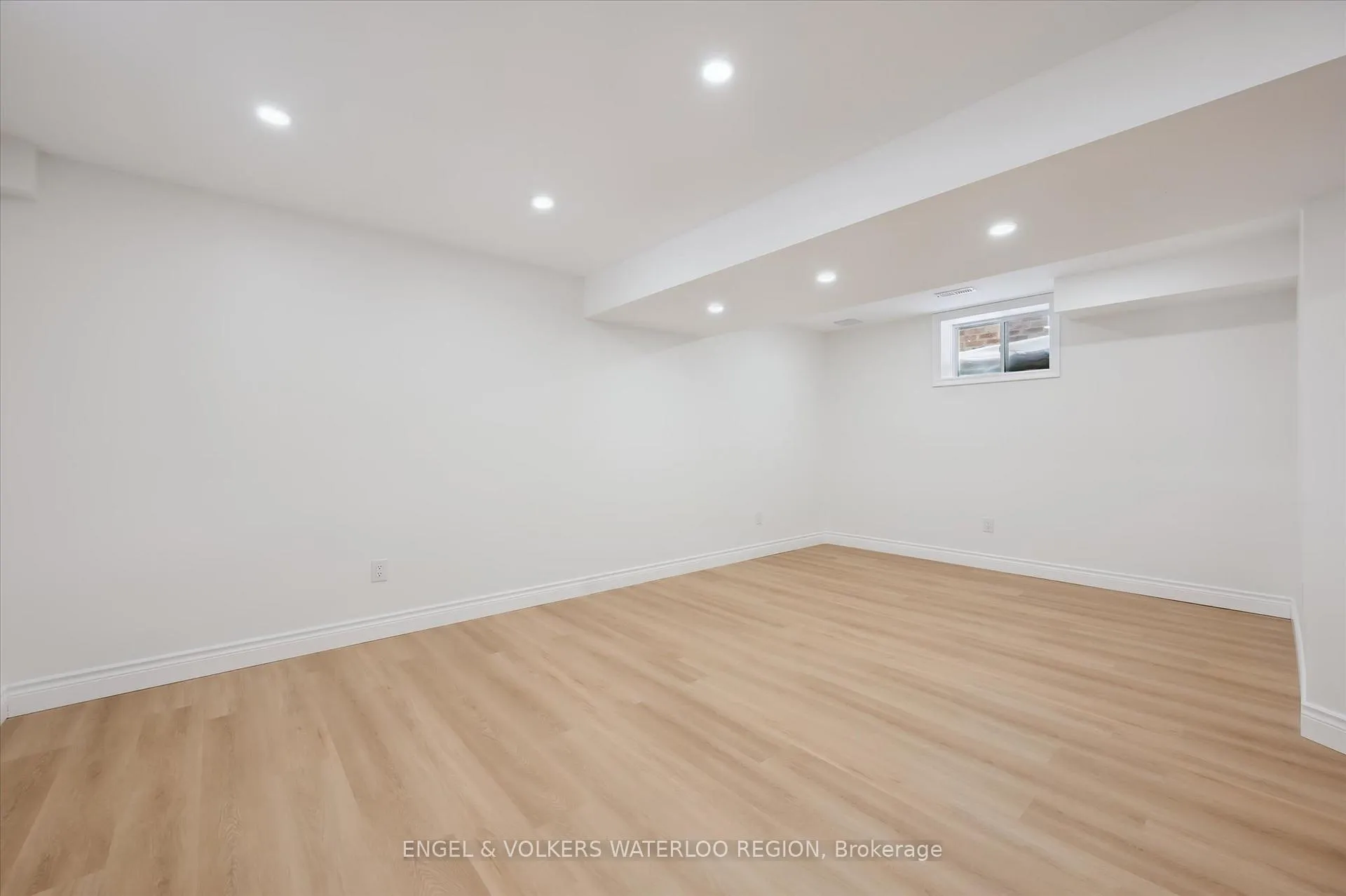 Photo 37 of 108 Steeplechase Way, Waterloo — HOMEH