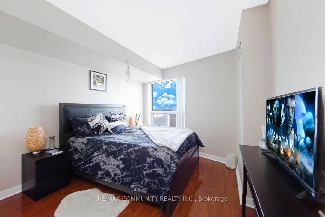 Photo 2 of Unit 1903, 38 Lee Centre Drive, Scarborough, Woburn — HOMEH