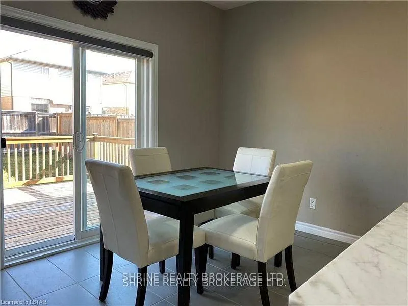 Photo 7 of 1157 Medway Park Drive, London, North S — HOMEH