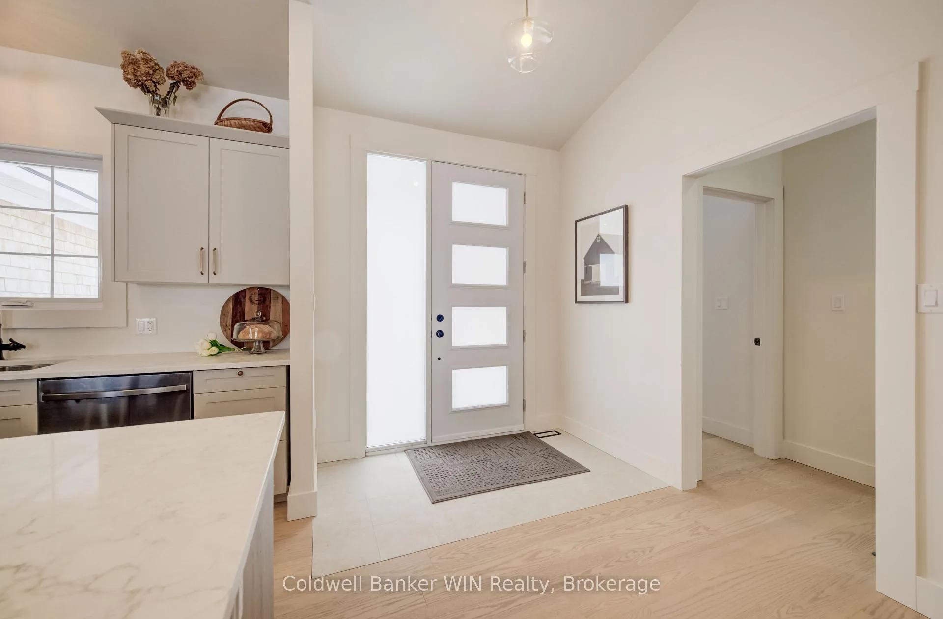 Photo 4 of 224235 Southgate Road 22, Southgate — HOMEH
