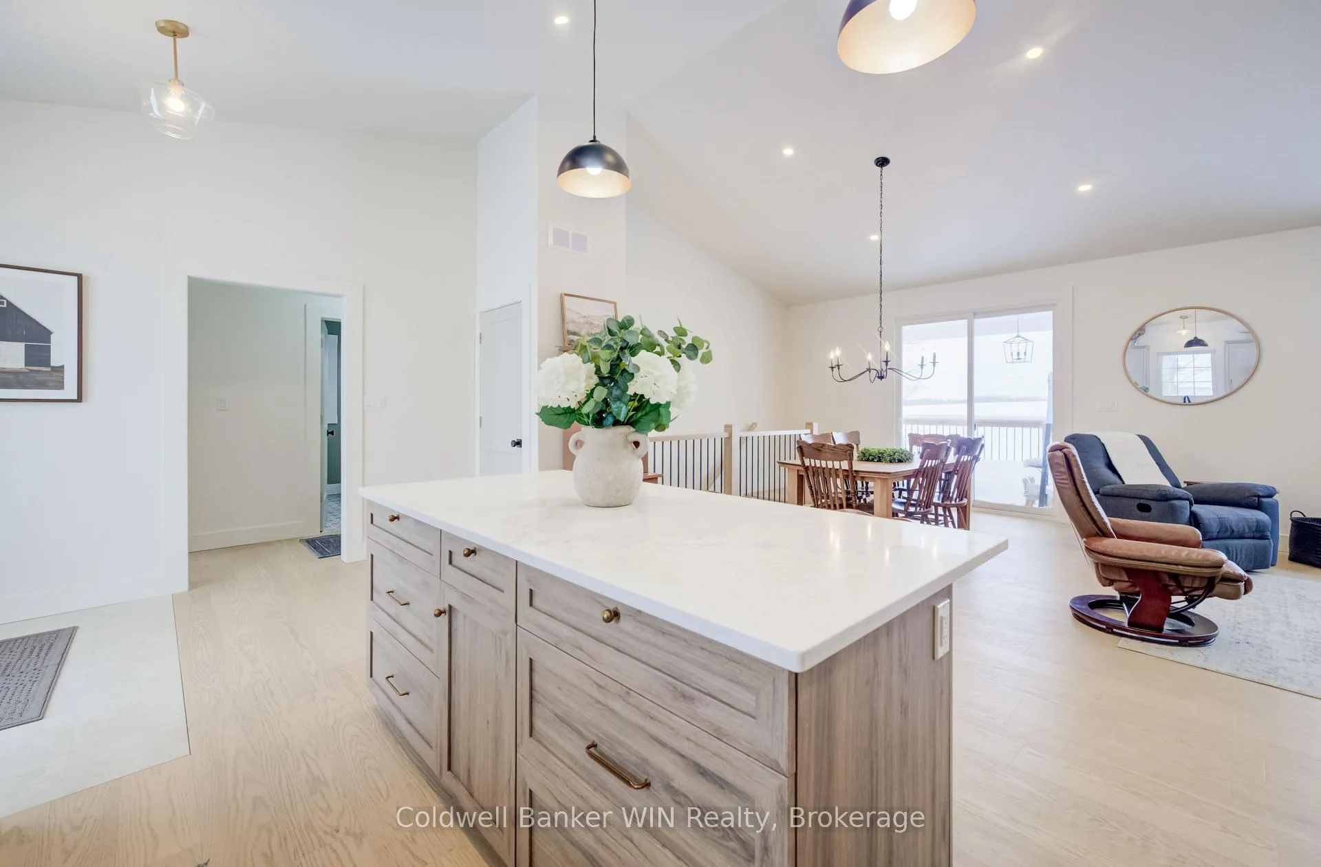 Photo 7 of 224235 Southgate Road 22, Southgate — HOMEH