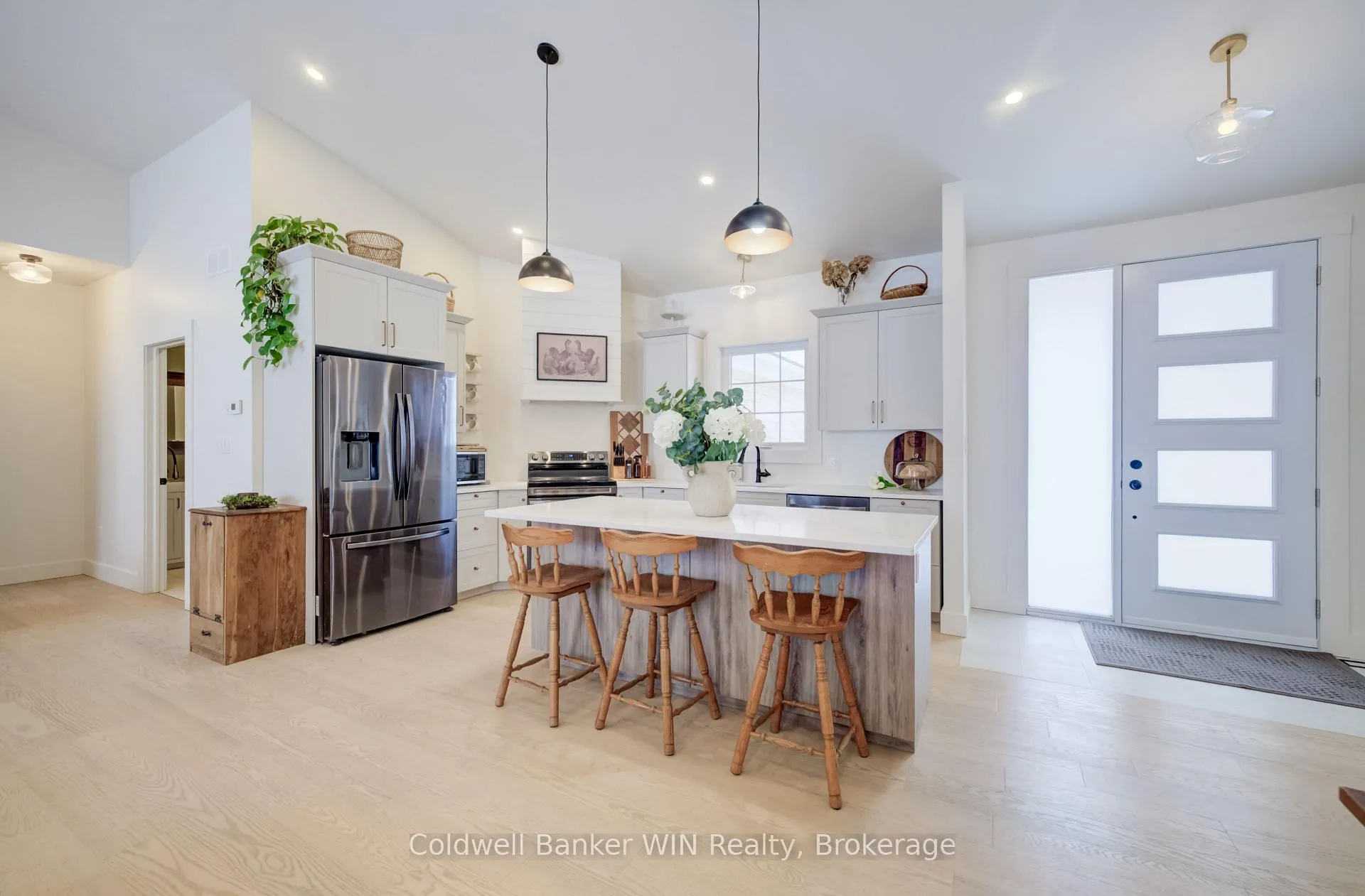 Photo 9 of 224235 Southgate Road 22, Southgate — HOMEH