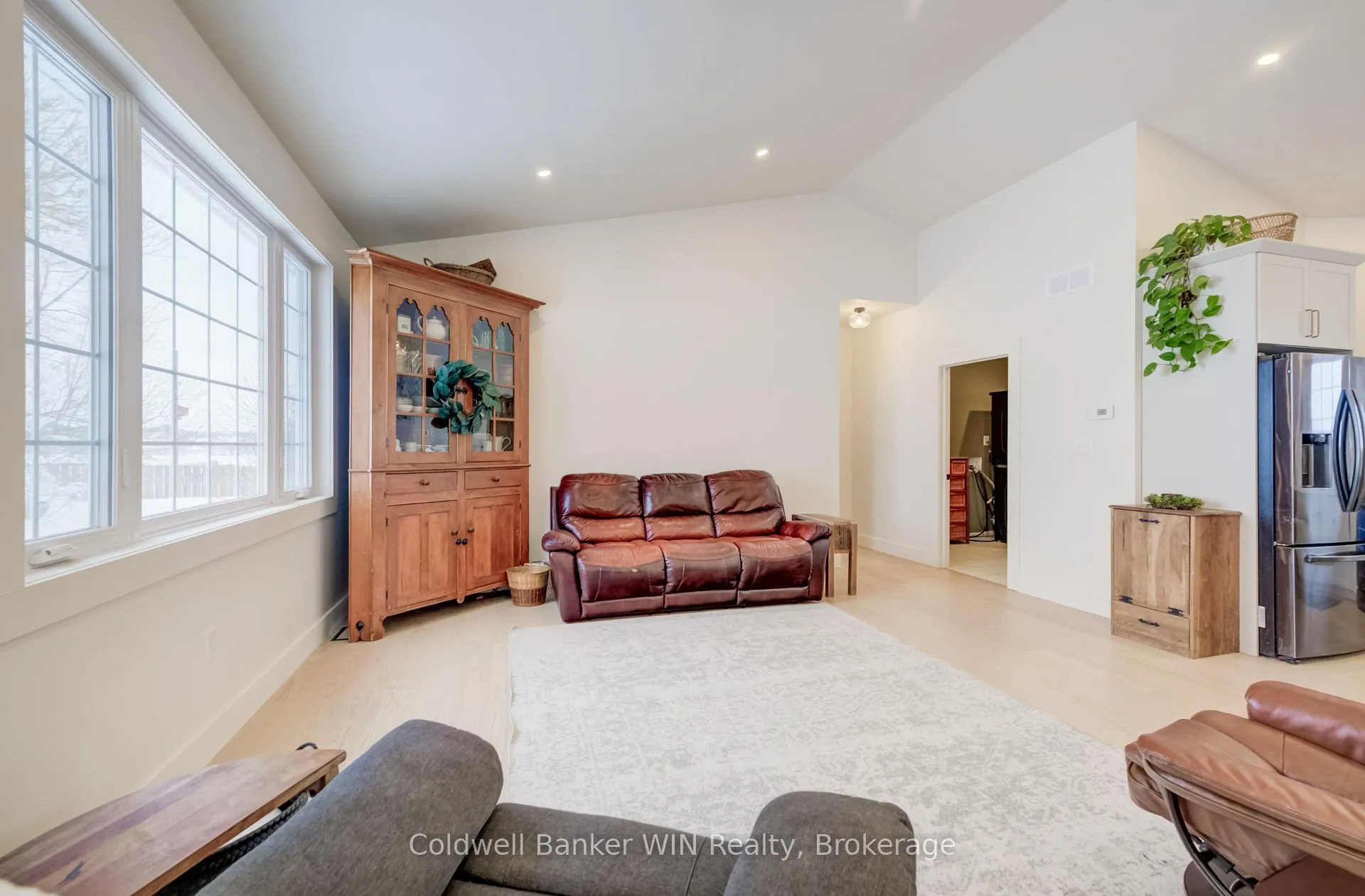Photo 18 of 224235 Southgate Road 22, Southgate — HOMEH