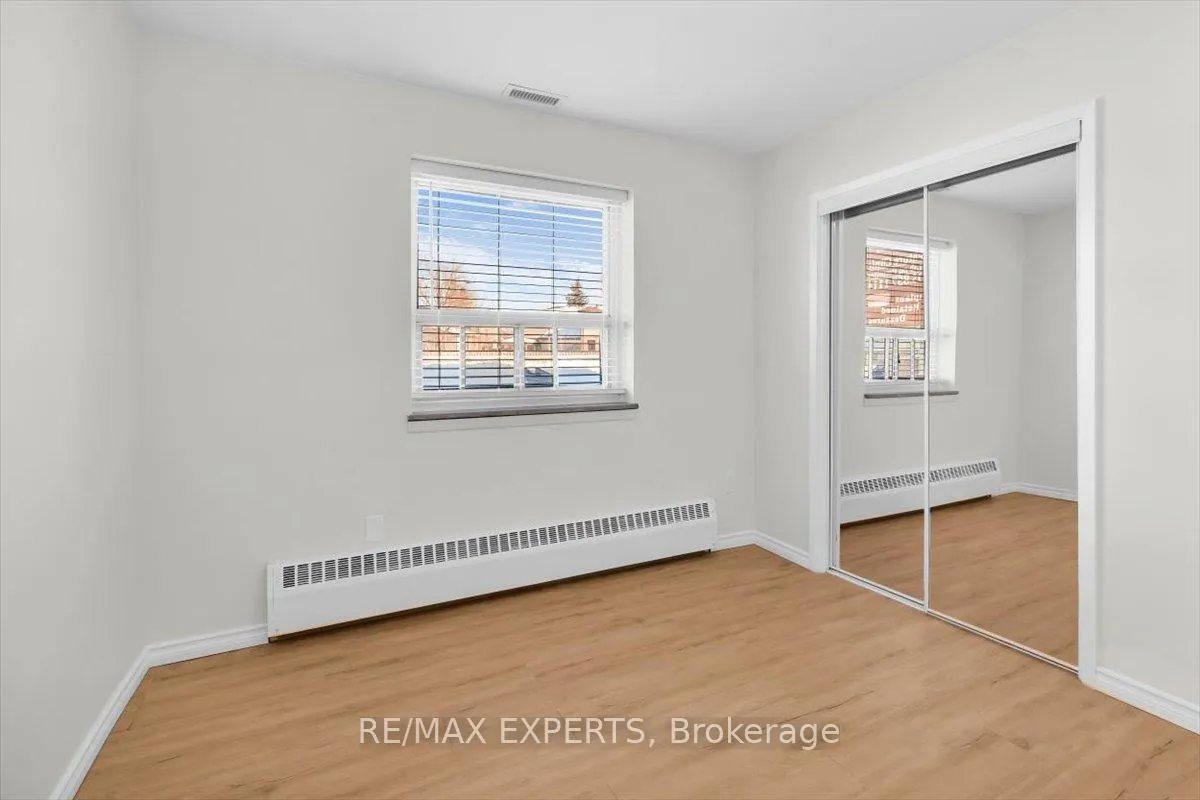 Photo 21 of Unit 101, 16 William Street, Caledon, Bolton West — HOMEH