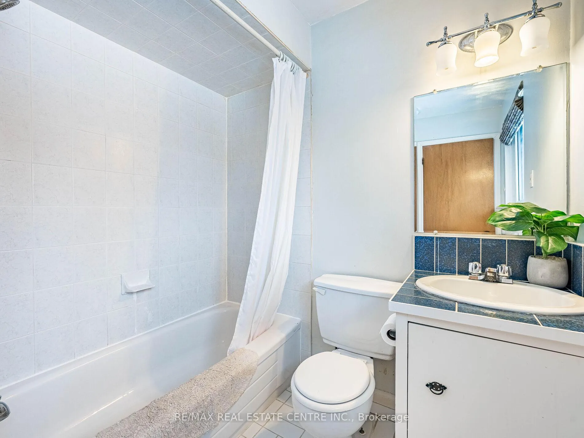 Photo 40 of 34 Waterfield Drive, Scarborough, Bendale — HOMEH