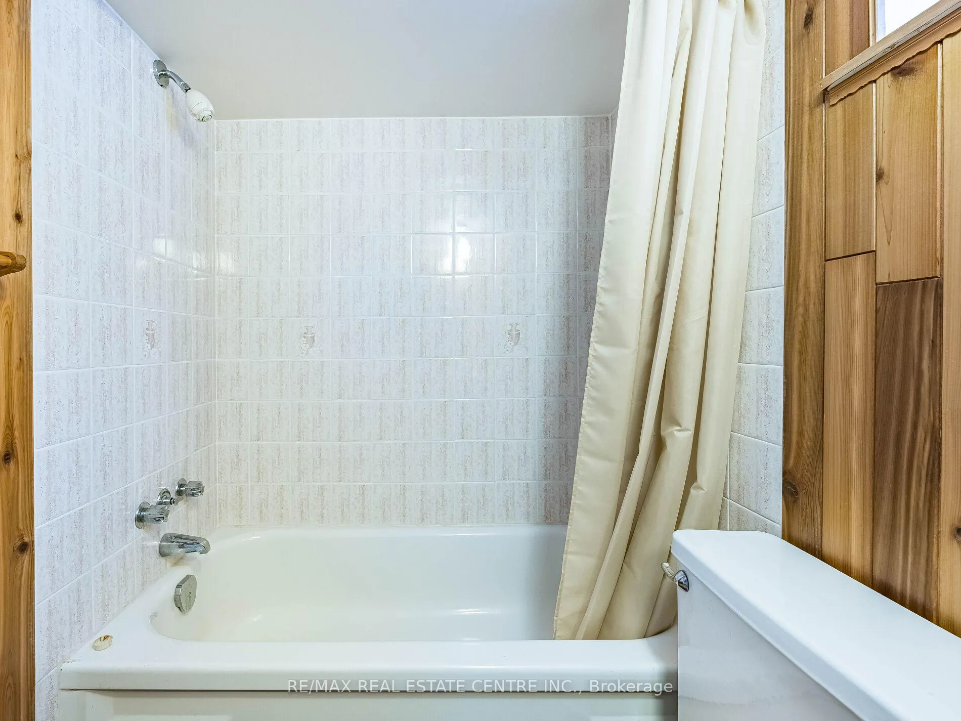 Photo 48 of 34 Waterfield Drive, Scarborough, Bendale — HOMEH