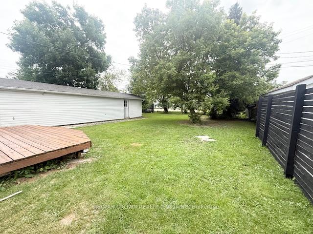 Photo 8 of 38 Egerton Street, Kapuskasing — HOMEH