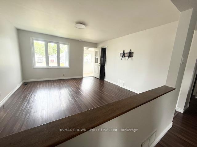 Photo 17 of 38 Egerton Street, Kapuskasing — HOMEH