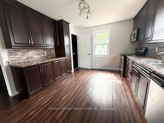 Photo 19 of 38 Egerton Street, Kapuskasing — HOMEH