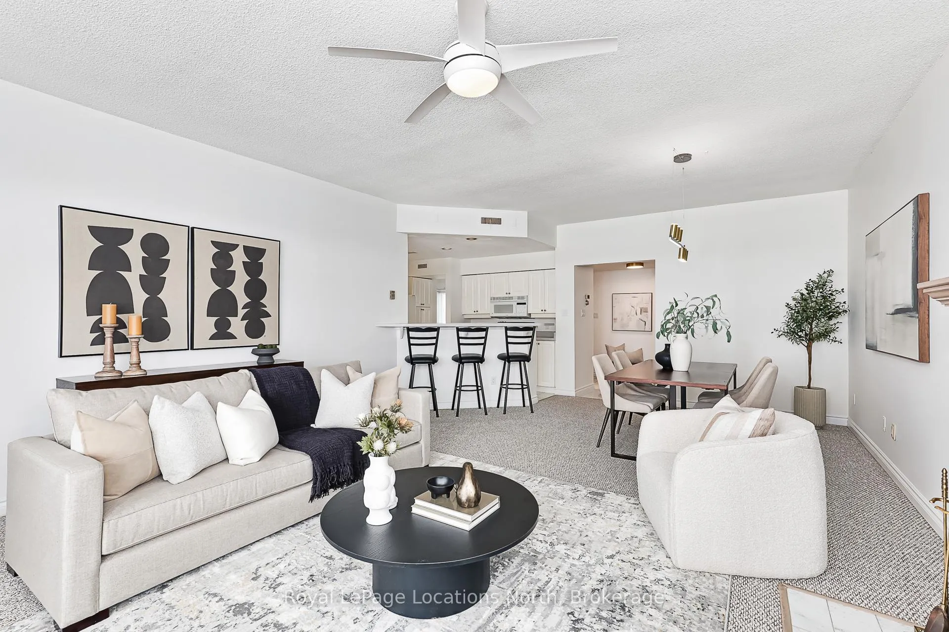 Photo 7 of 864 Suncrest Circle, Collingwood — HOMEH