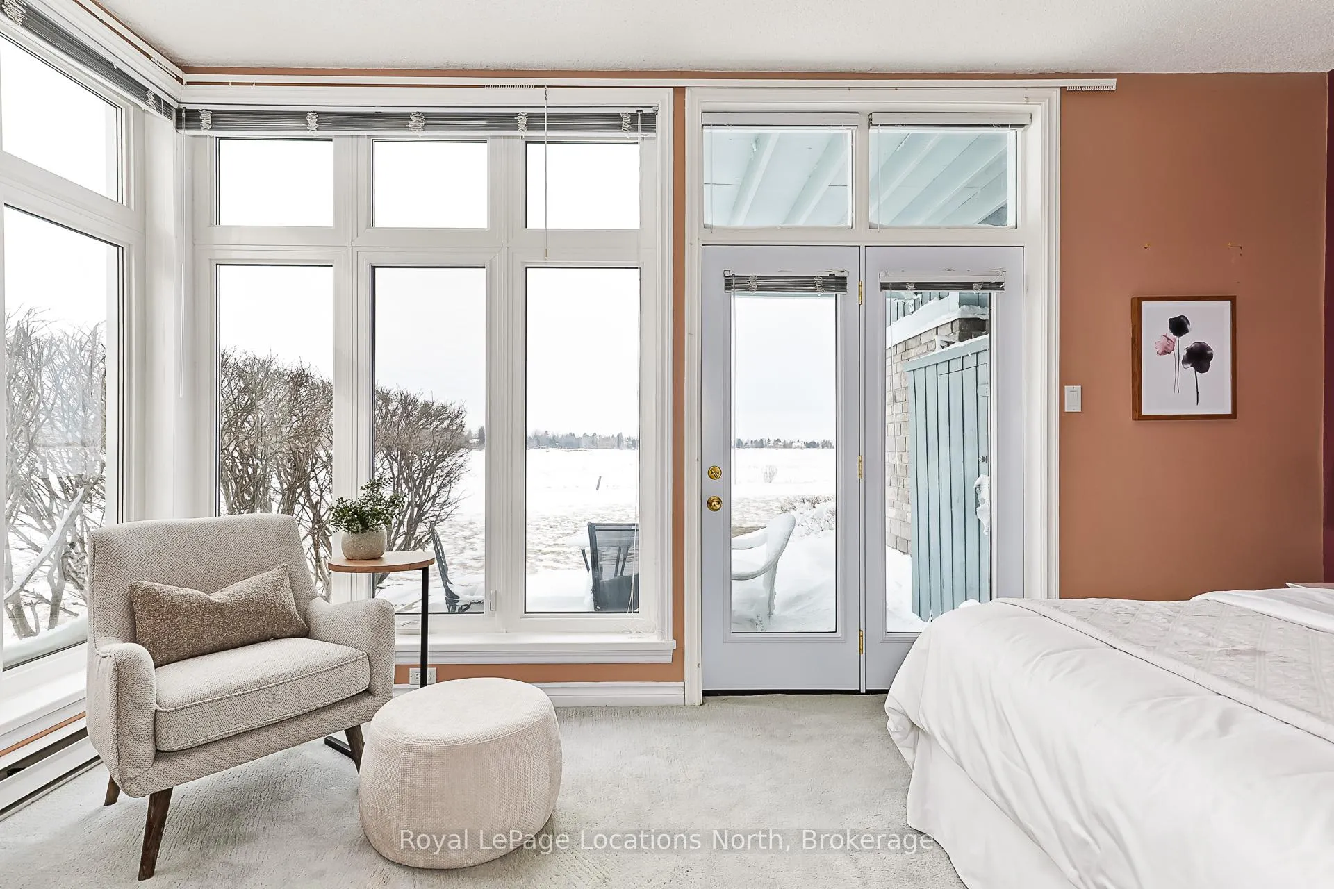 Photo 19 of 864 Suncrest Circle, Collingwood — HOMEH