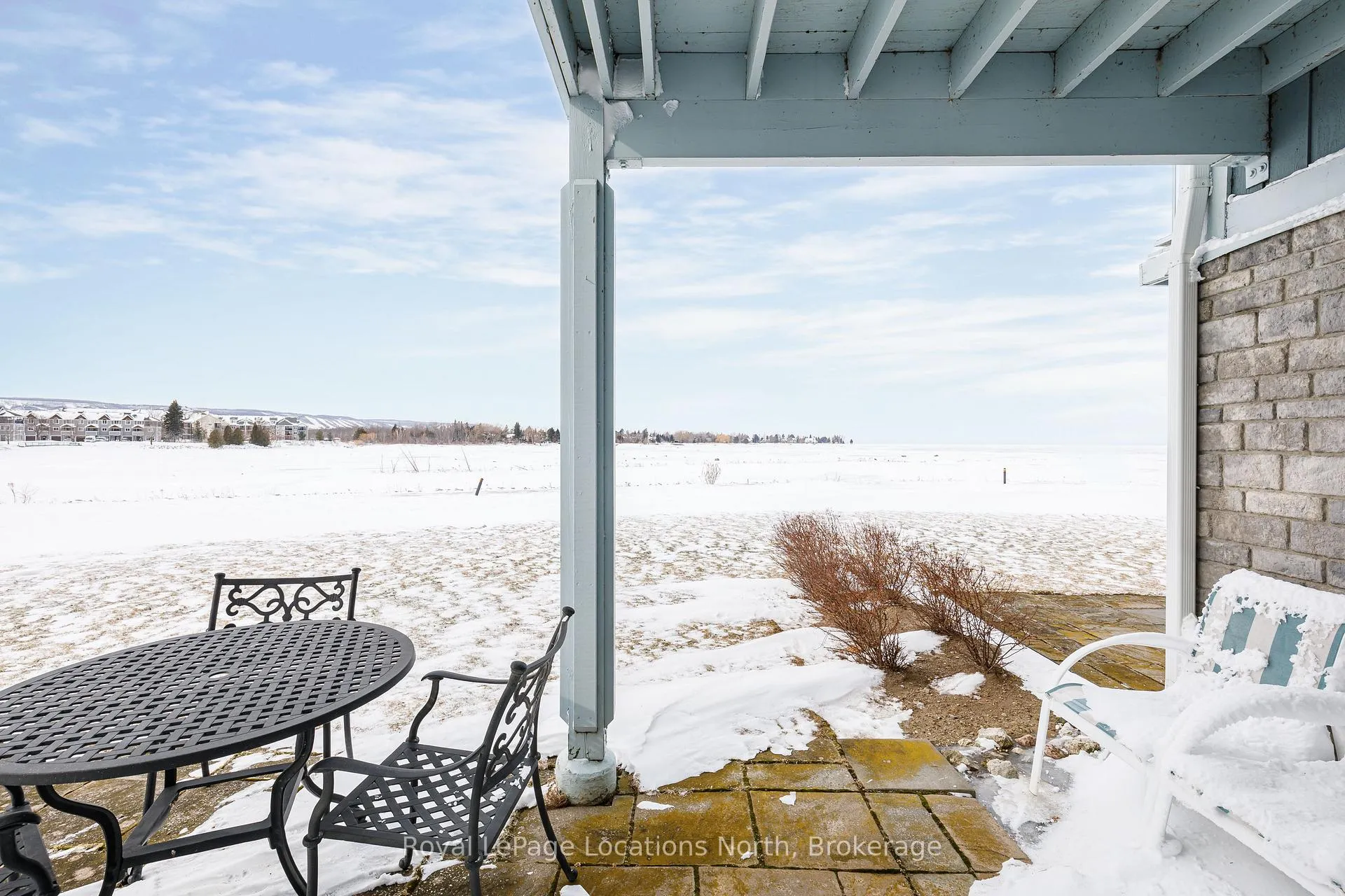 Photo 21 of 864 Suncrest Circle, Collingwood — HOMEH