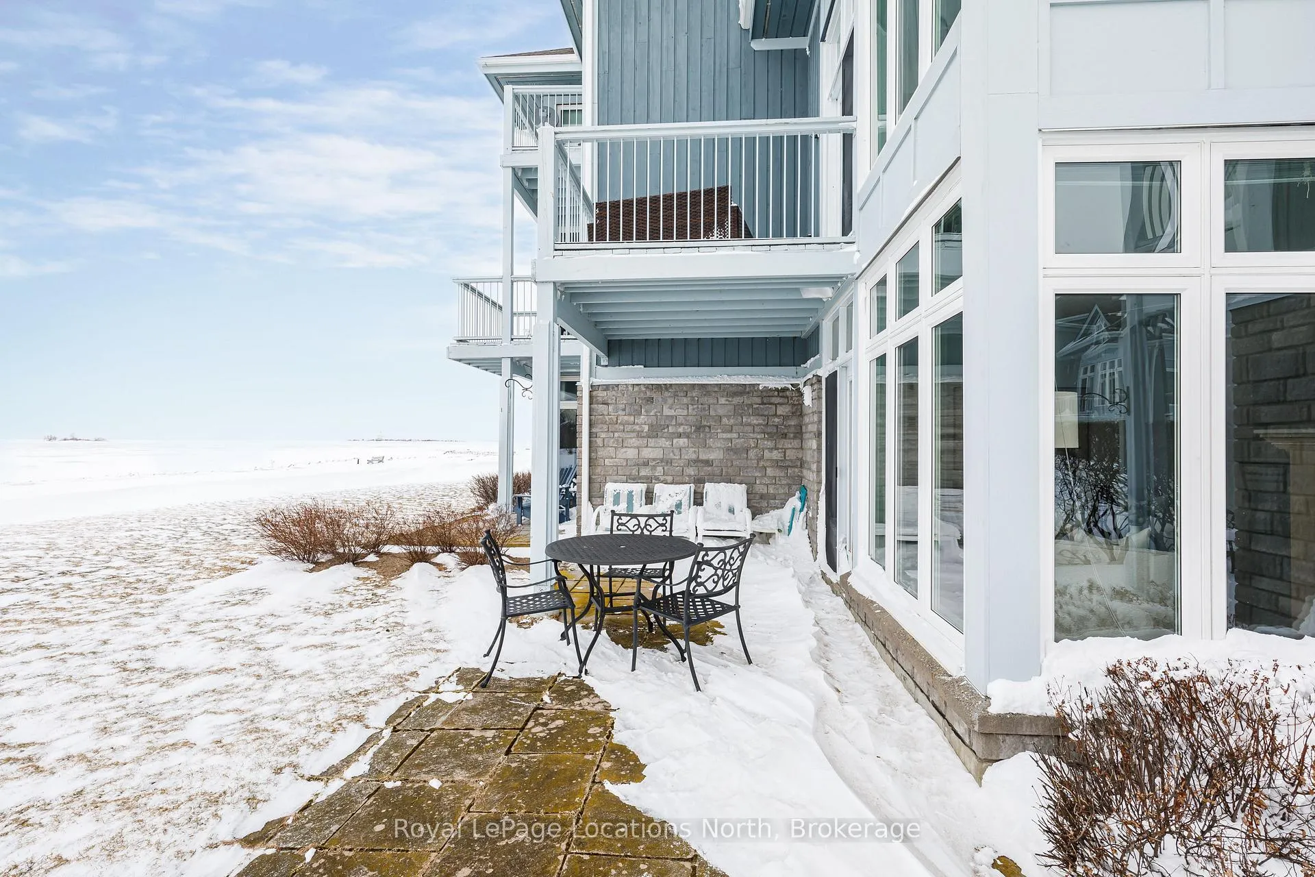 Photo 24 of 864 Suncrest Circle, Collingwood — HOMEH