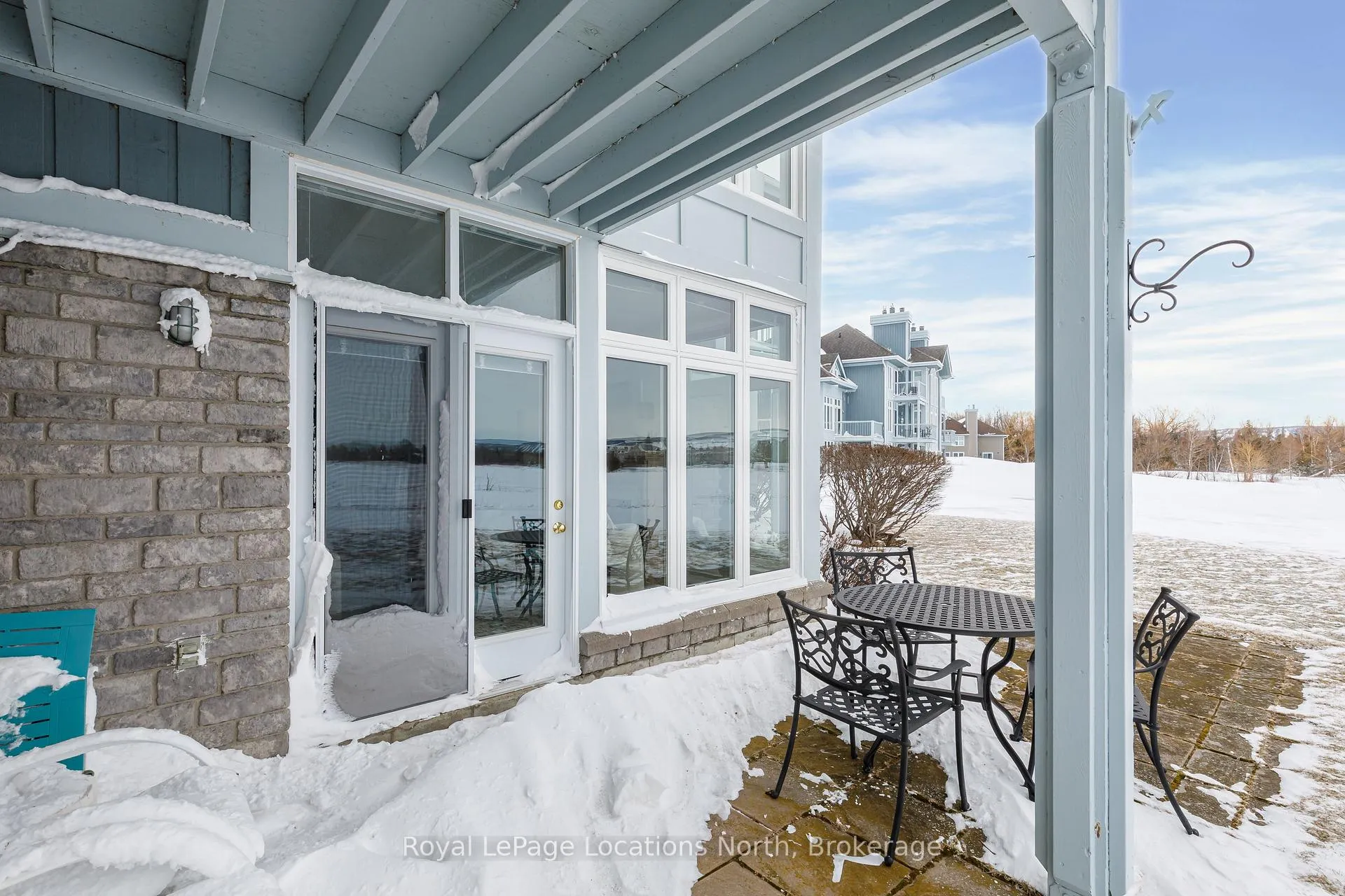 Photo 25 of 864 Suncrest Circle, Collingwood — HOMEH