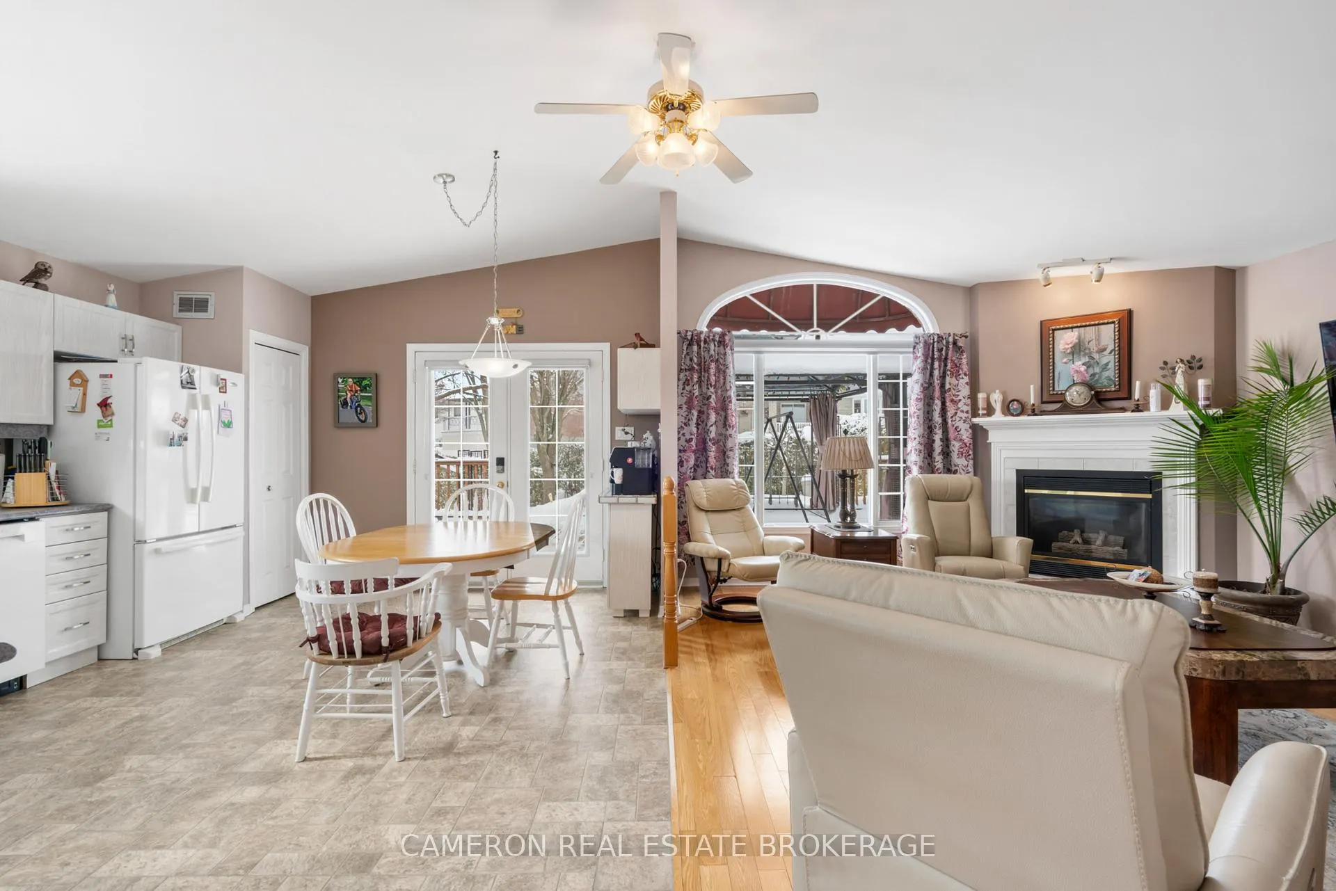 Photo 6 of 252 Northwoods Crescent, Cornwall — HOMEH