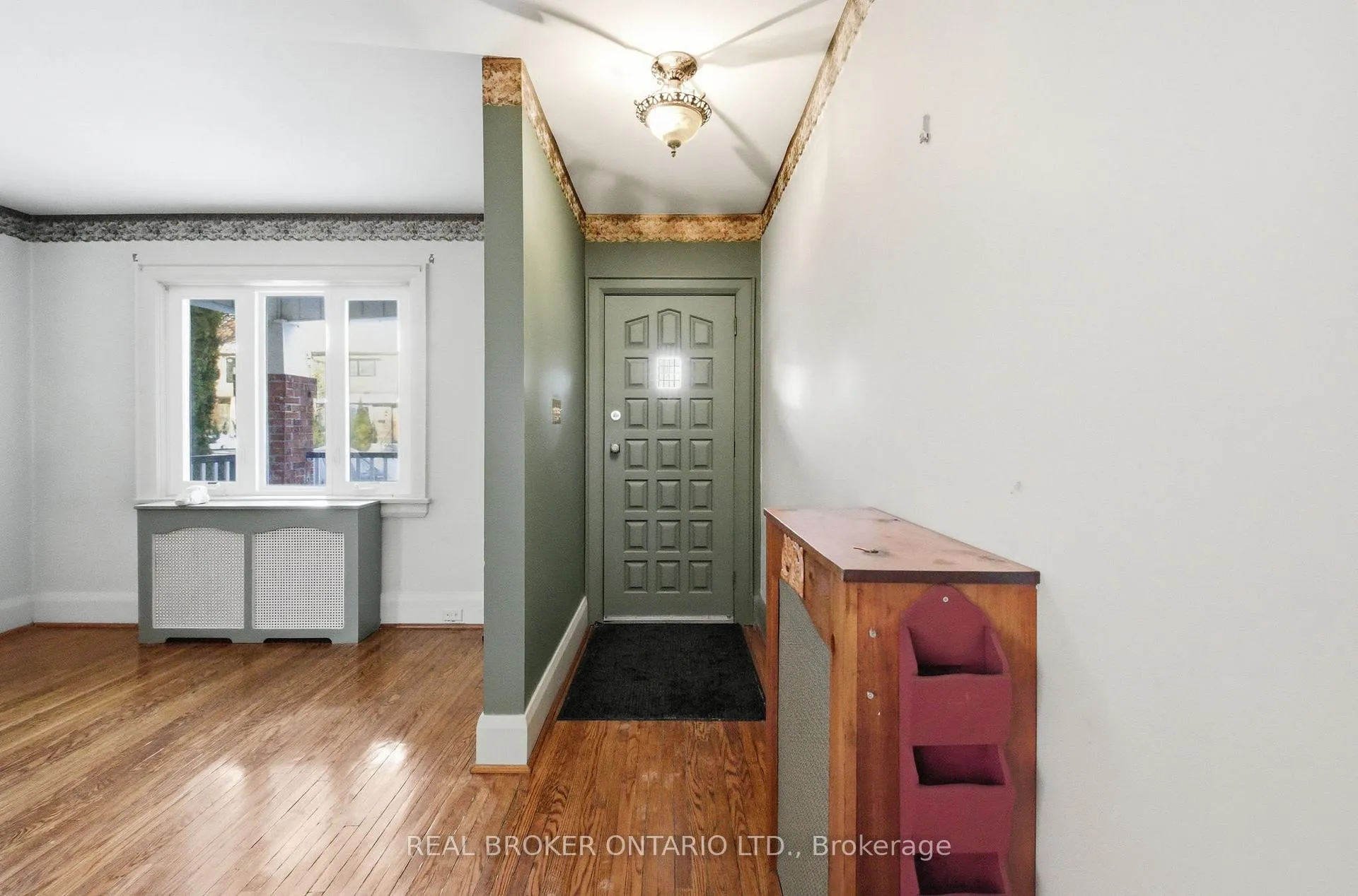 Photo 4 of 46 Cherrywood Avenue, Toronto, Humewood-Cedarvale — HOMEH