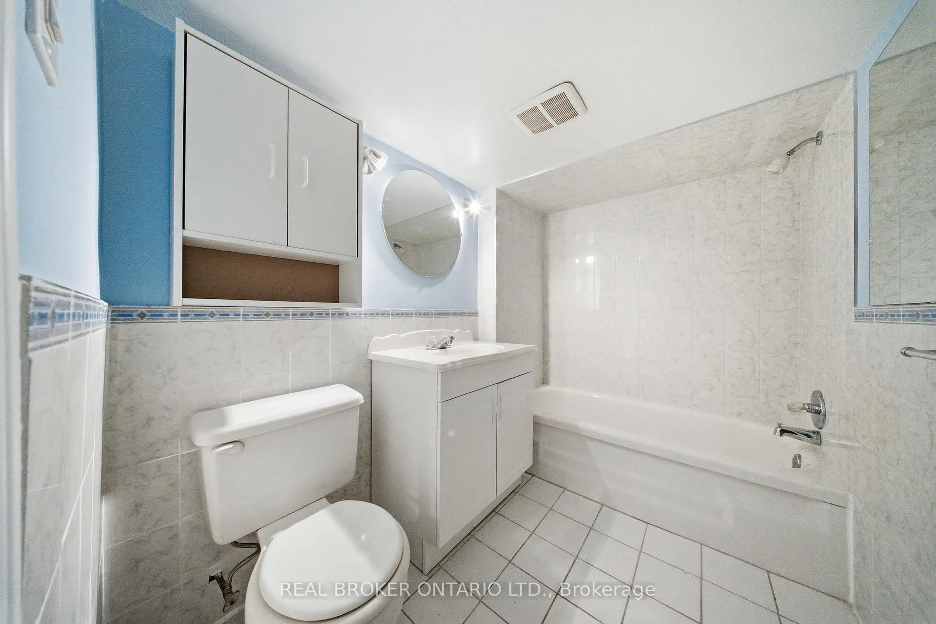 Photo 21 of 46 Cherrywood Avenue, Toronto, Humewood-Cedarvale — HOMEH