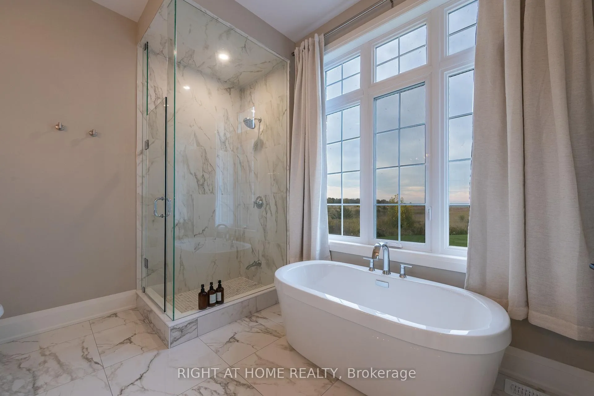 Photo 26 of 30 Wellers Way, Quinte West, Murray Ward — HOMEH