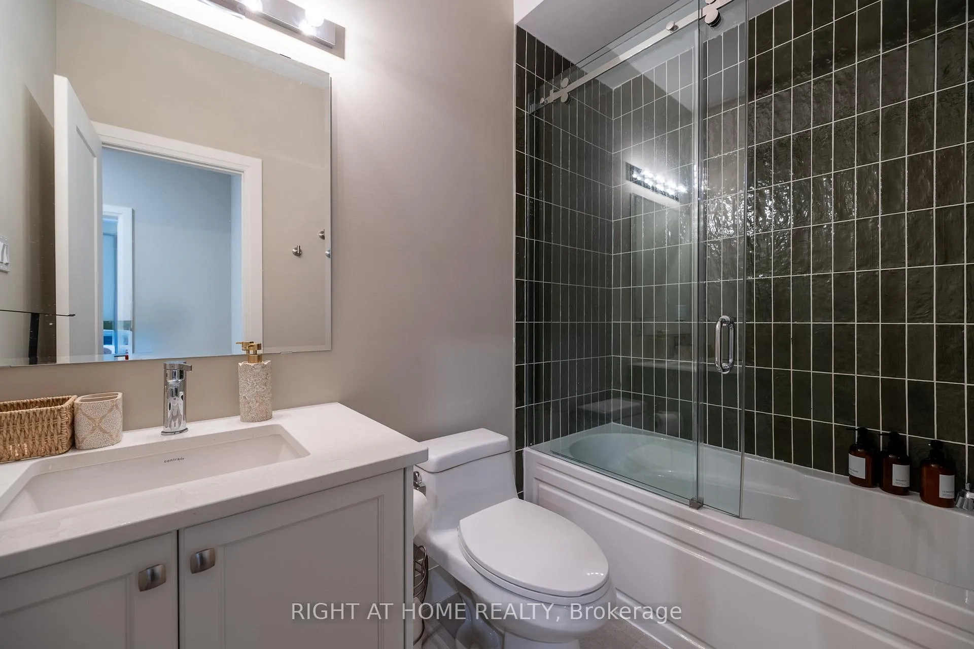 Photo 35 of 30 Wellers Way, Quinte West, Murray Ward — HOMEH
