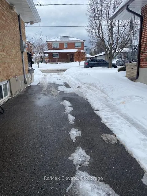 Photo 5 of 50 Stansbury Crescent, Scarborough, Bendale — HOMEH