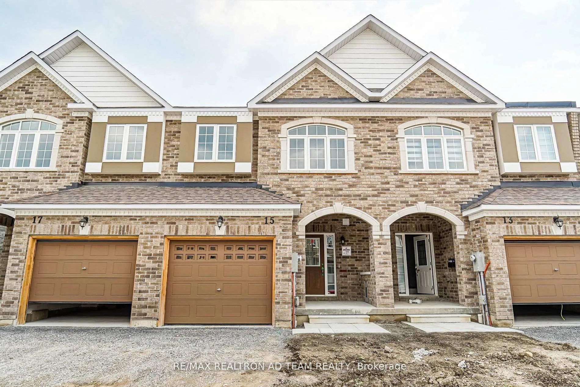 Photo 1 of 15 Jevons Drive, Ajax, South East — HOMEH