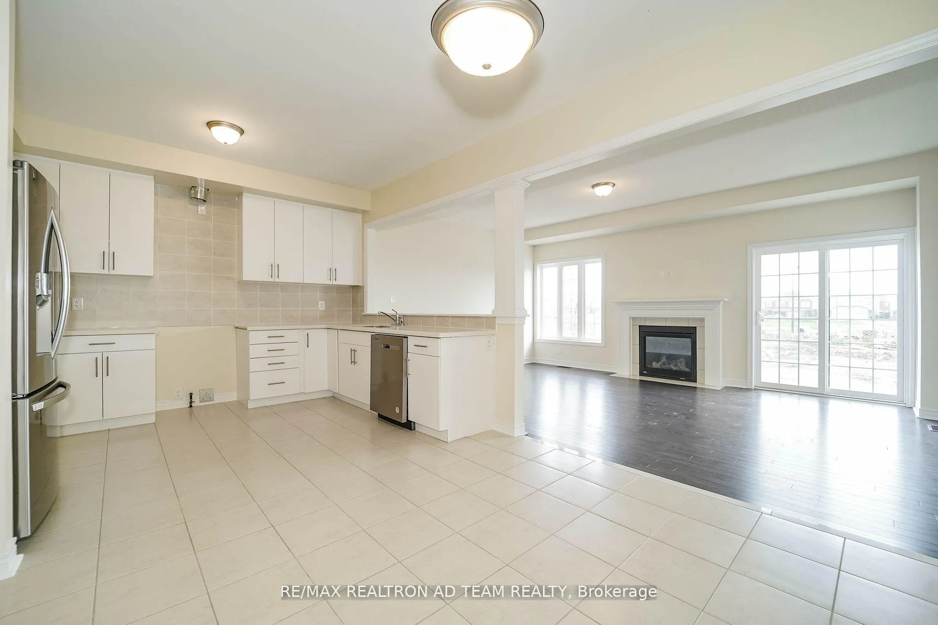 Photo 6 of 15 Jevons Drive, Ajax, South East — HOMEH