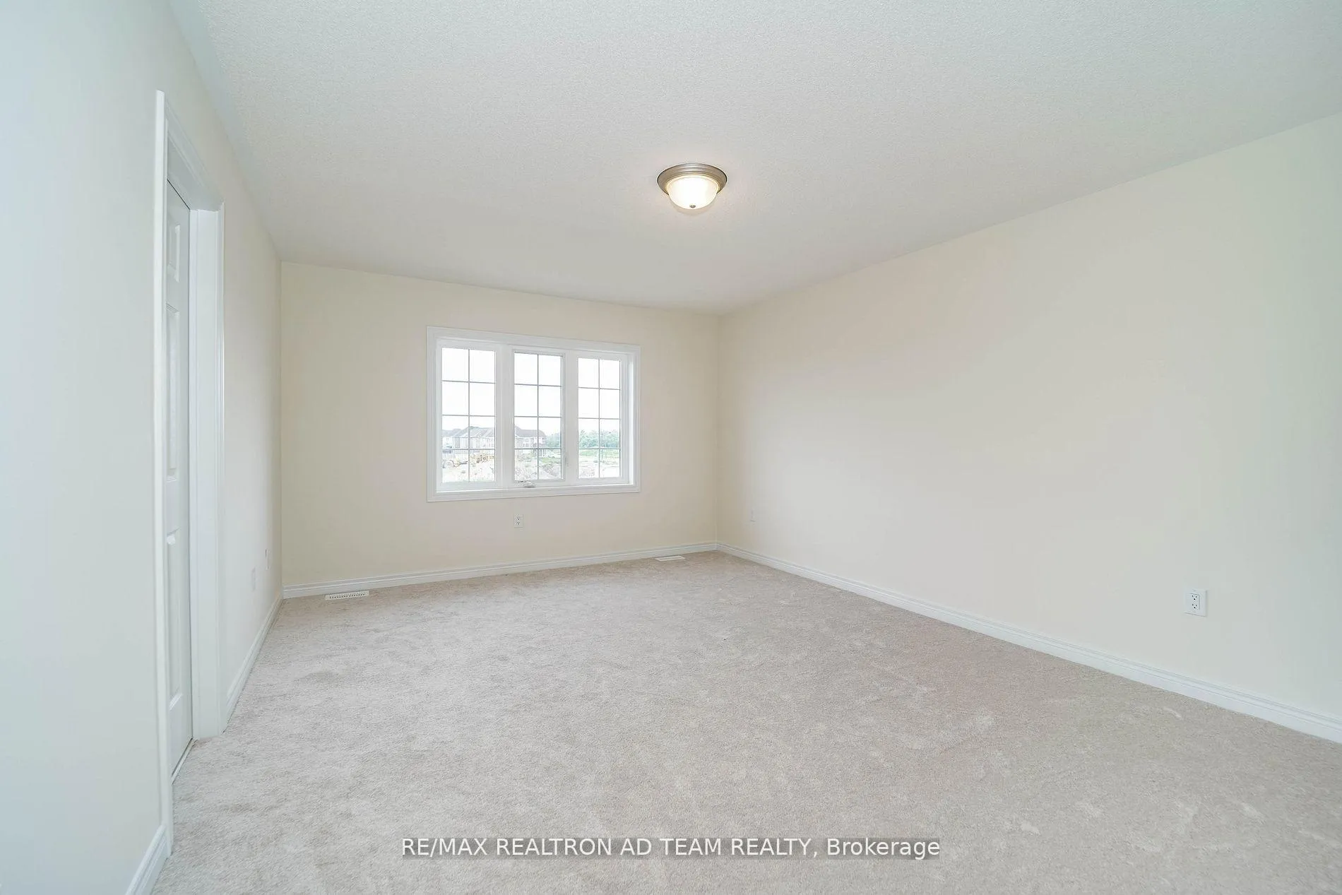 Photo 20 of 15 Jevons Drive, Ajax, South East — HOMEH