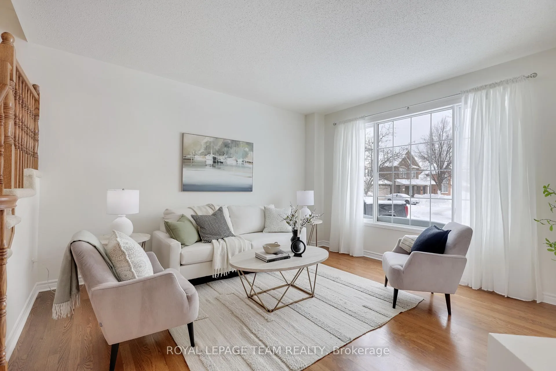Photo 5 of 7 Manorgate Place, Ottawa, Craig Henry/Woodvale — HOMEH