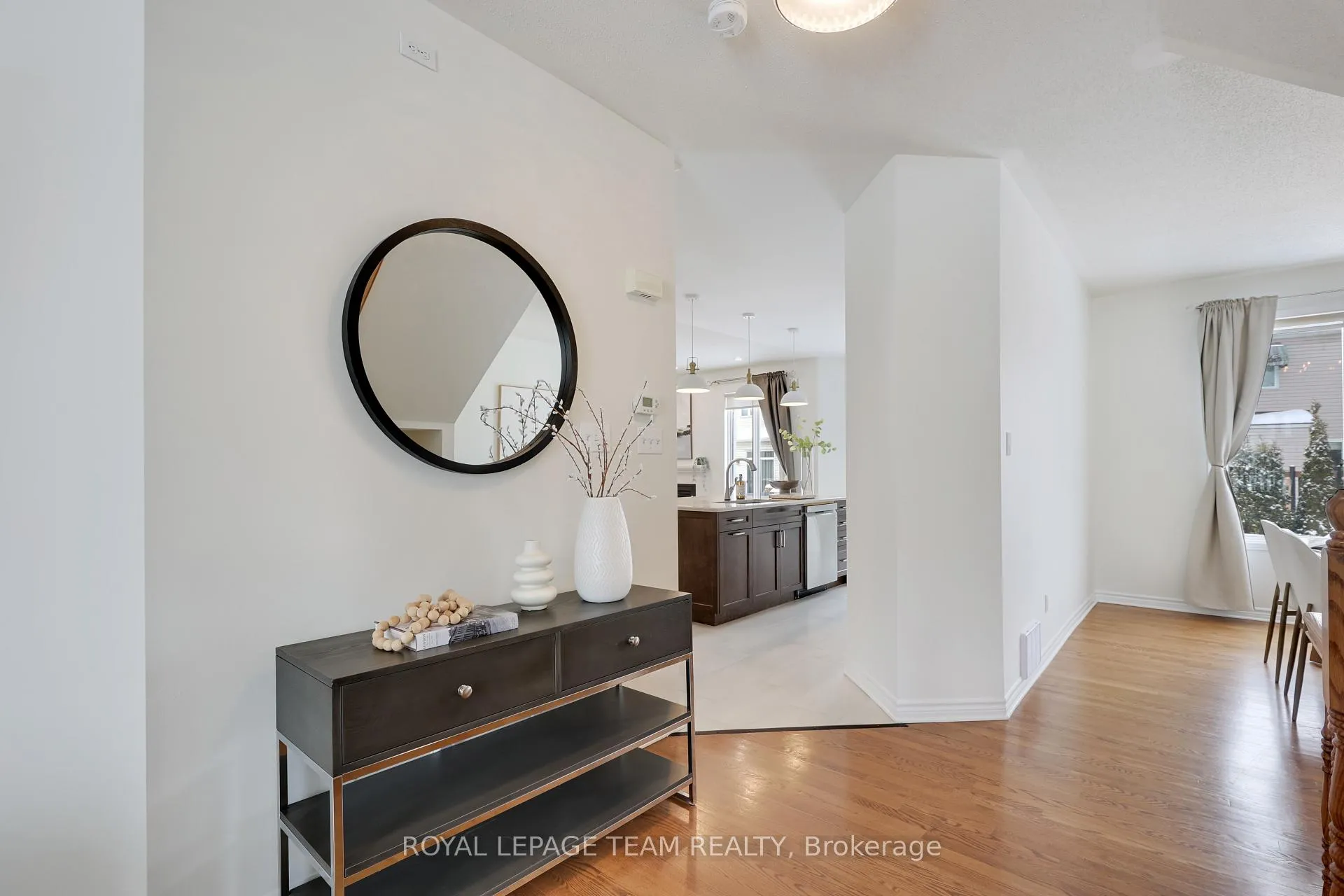 Photo 12 of 7 Manorgate Place, Ottawa, Craig Henry/Woodvale — HOMEH