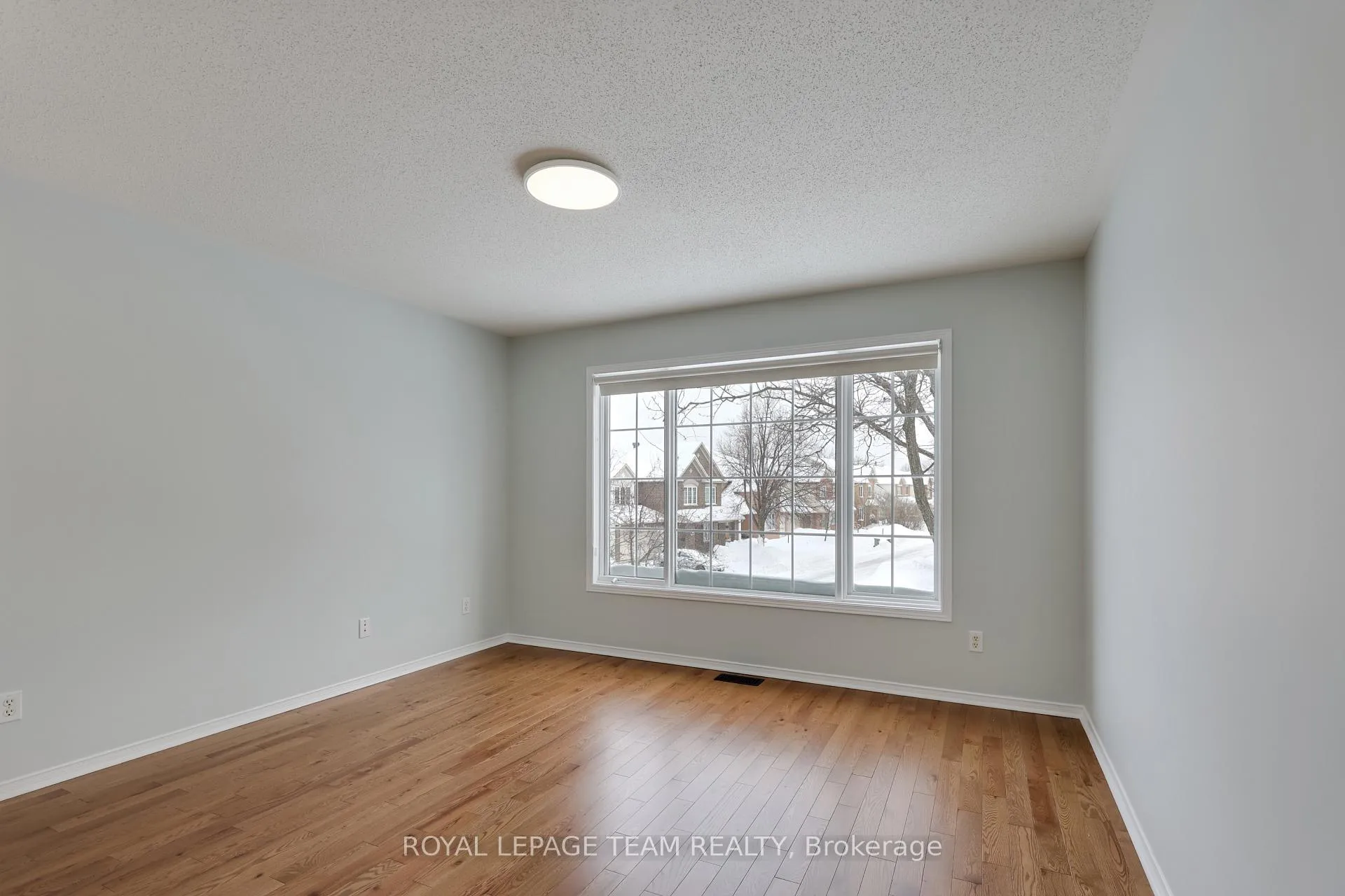 Photo 37 of 7 Manorgate Place, Ottawa, Craig Henry/Woodvale — HOMEH