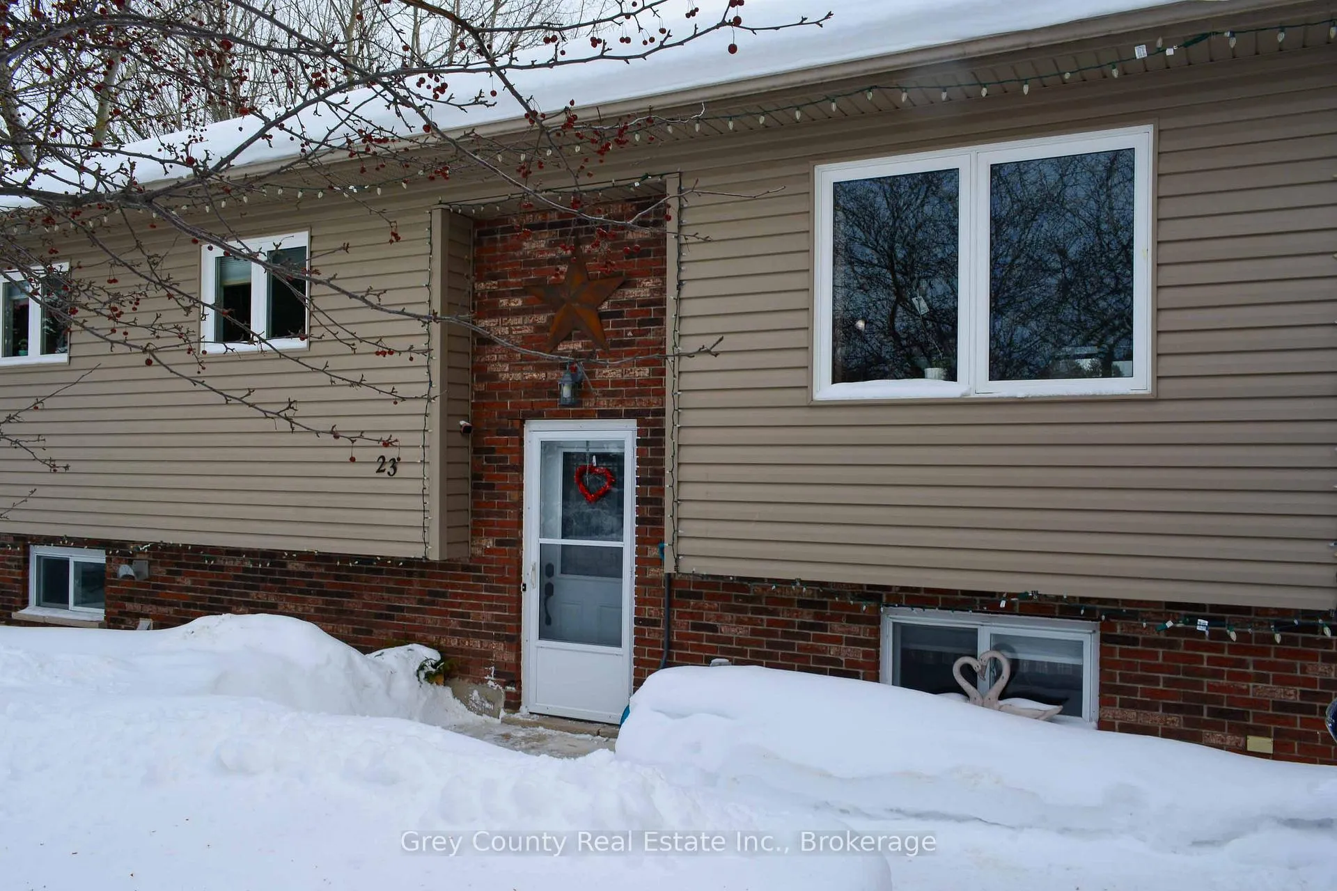 Photo 4 of 23 Brackenbury Street, Grey Highlands — HOMEH