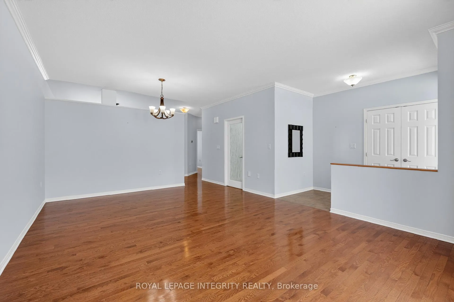 Photo 6 of 657 Country Trail Private, Ottawa, Carlsbad Springs — HOMEH