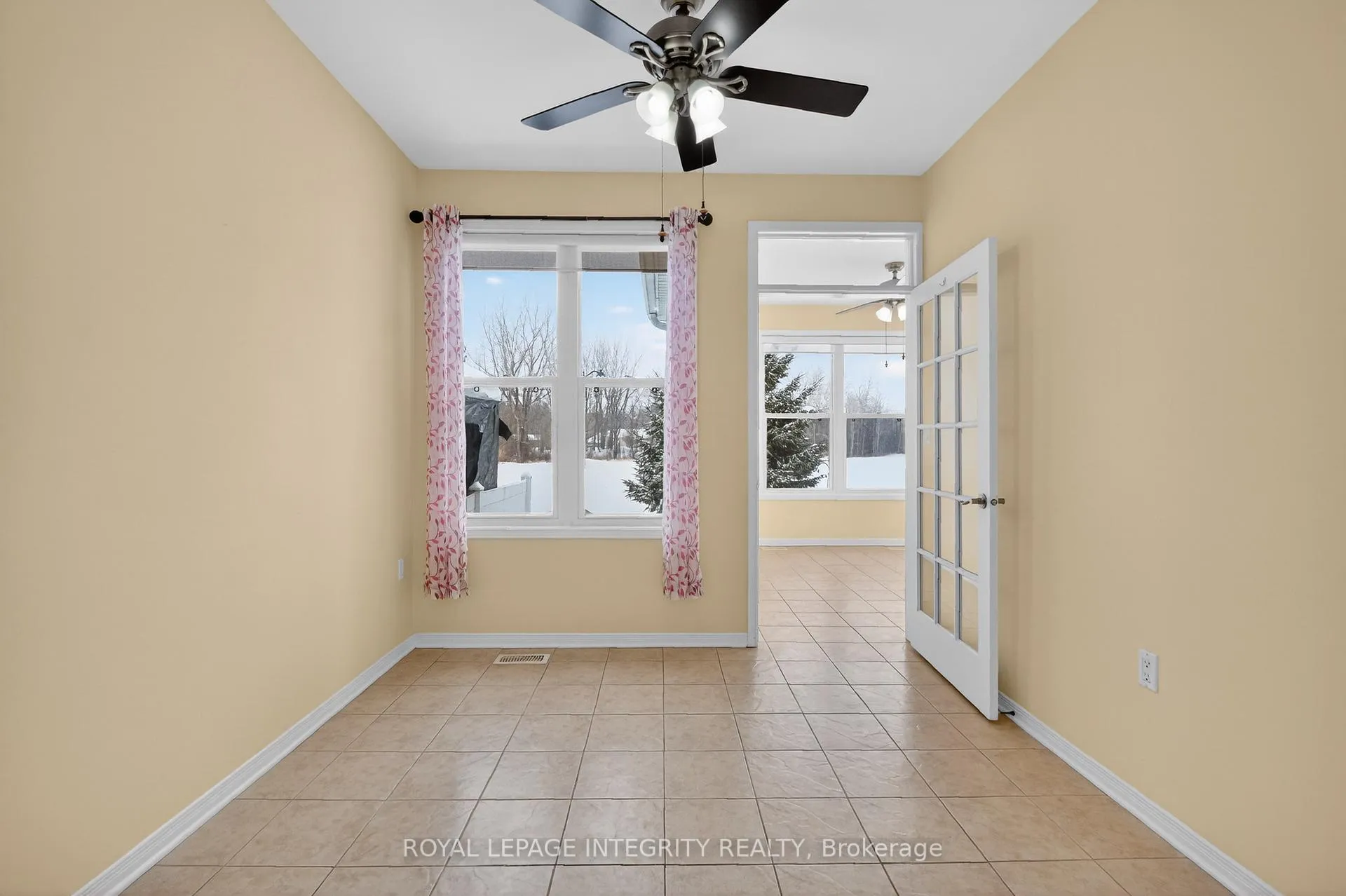 Photo 15 of 657 Country Trail Private, Ottawa, Carlsbad Springs — HOMEH