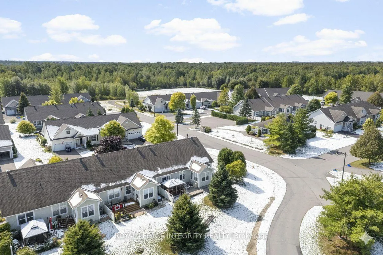Photo 36 of 657 Country Trail Private, Ottawa, Carlsbad Springs — HOMEH