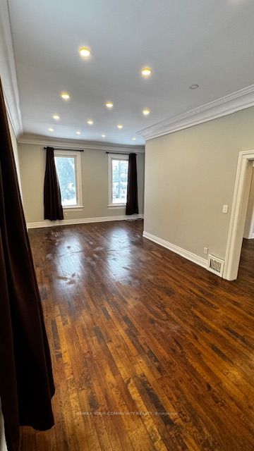 Photo 7 of 2384 Gerrard Street E, Toronto, East End-Danforth — HOMEH