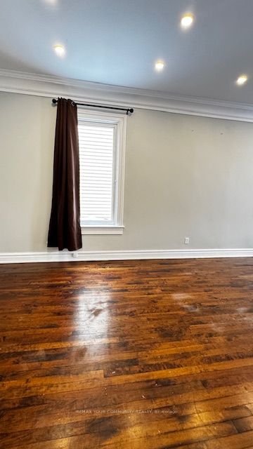 Photo 9 of 2384 Gerrard Street E, Toronto, East End-Danforth — HOMEH