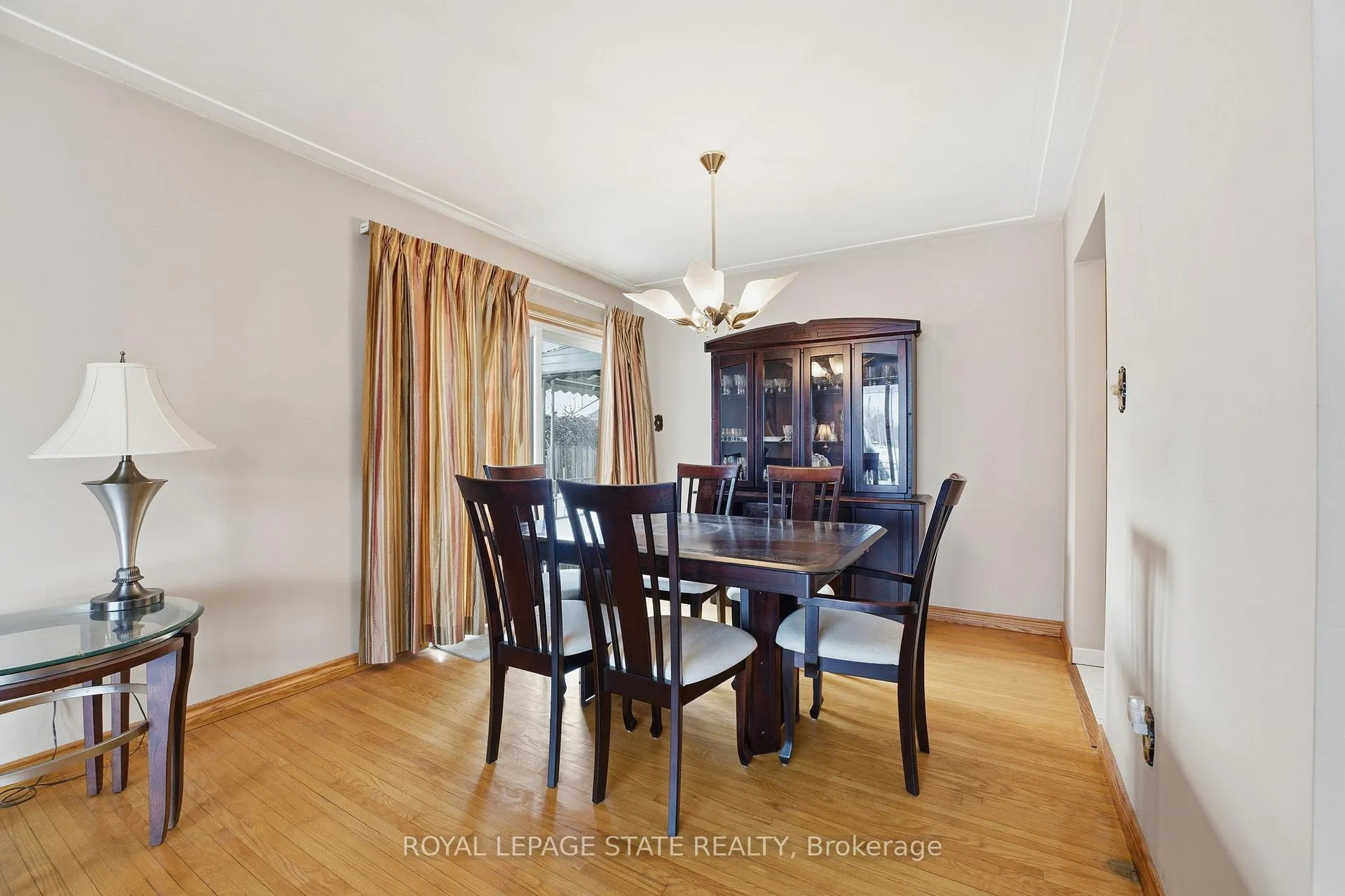 Photo 9 of 156 Kentley Drive, Hamilton, Kentley — HOMEH