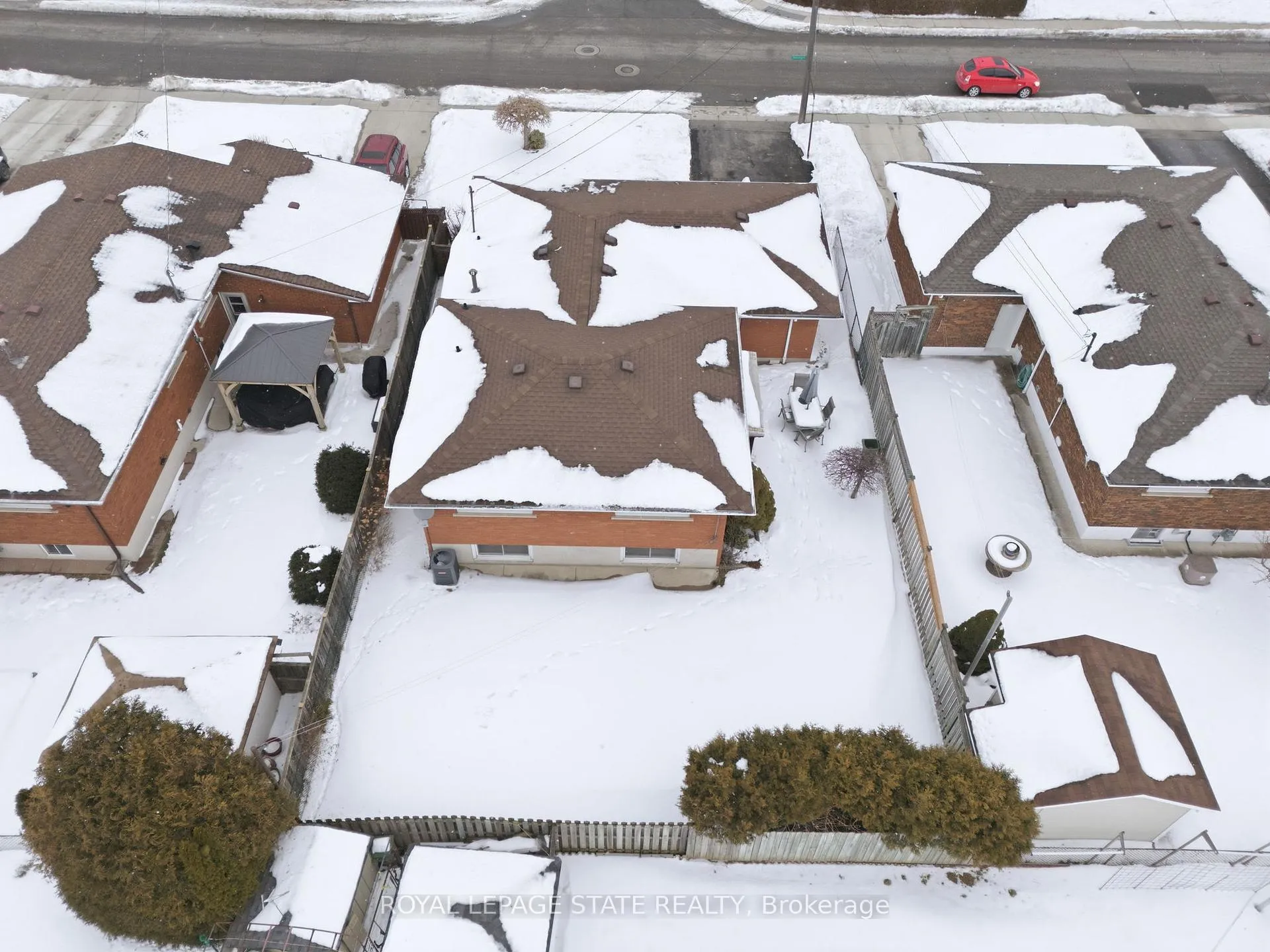 Photo 36 of 156 Kentley Drive, Hamilton, Kentley — HOMEH