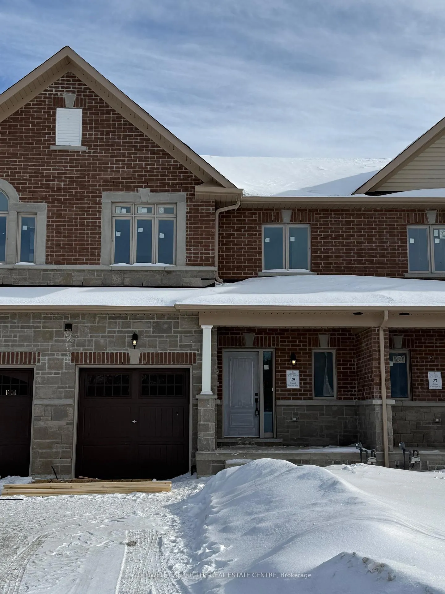 Photo 1 of 25 Hildred Cushing Way, Uxbridge — HOMEH