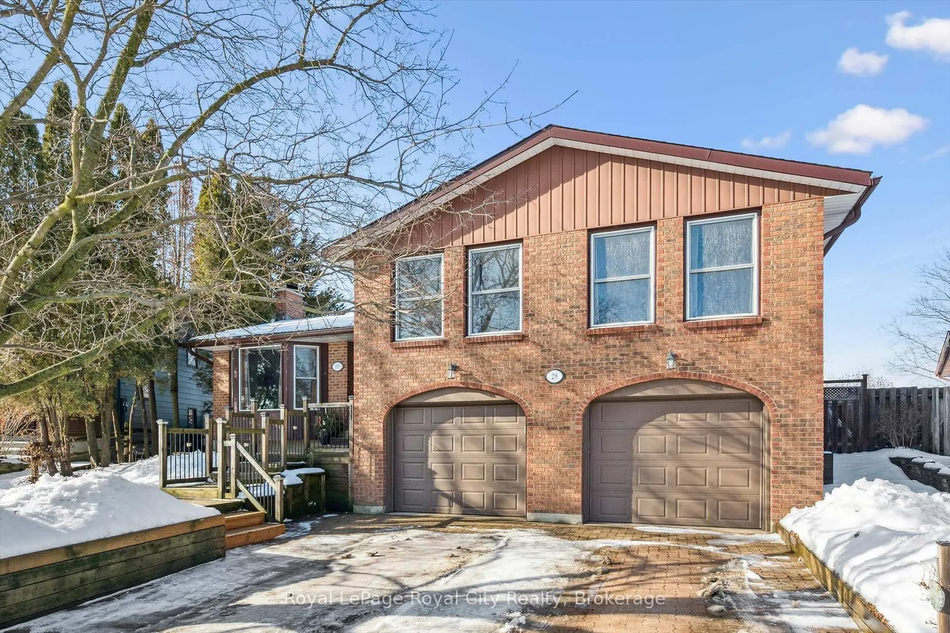 Photo 2 of 28 Wimbledon Road, Guelph, Willow West/Sugarbush/West Acres — HOMEH